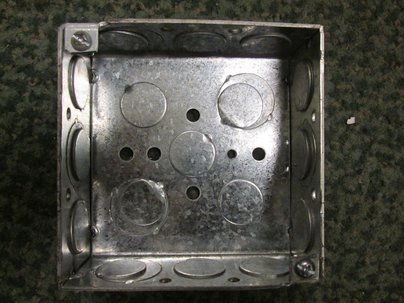 Crouse Hinds Outlet Box TP404 4" Square 1-1/2" Deep 1/2" KOs Box of 48