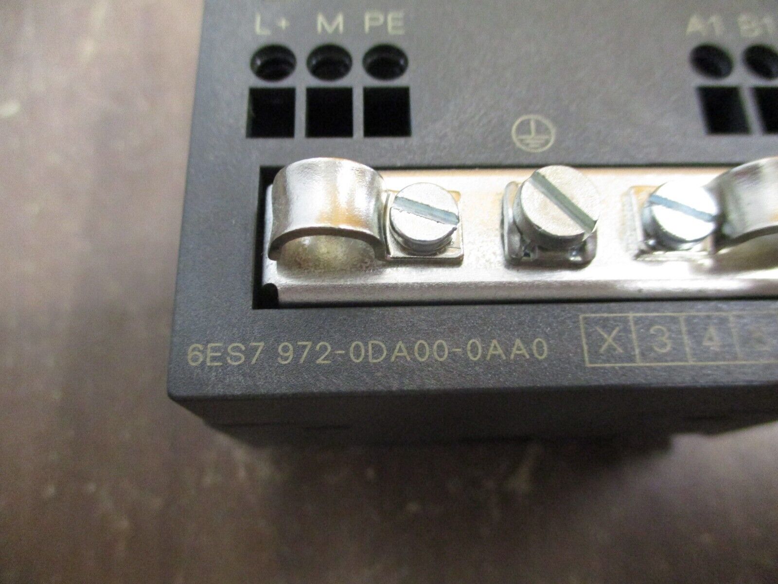 Siemens Simatic Profibus Terminator 6ES7 972-0DA00-0AA0 E-Stand: 02 New Surplus