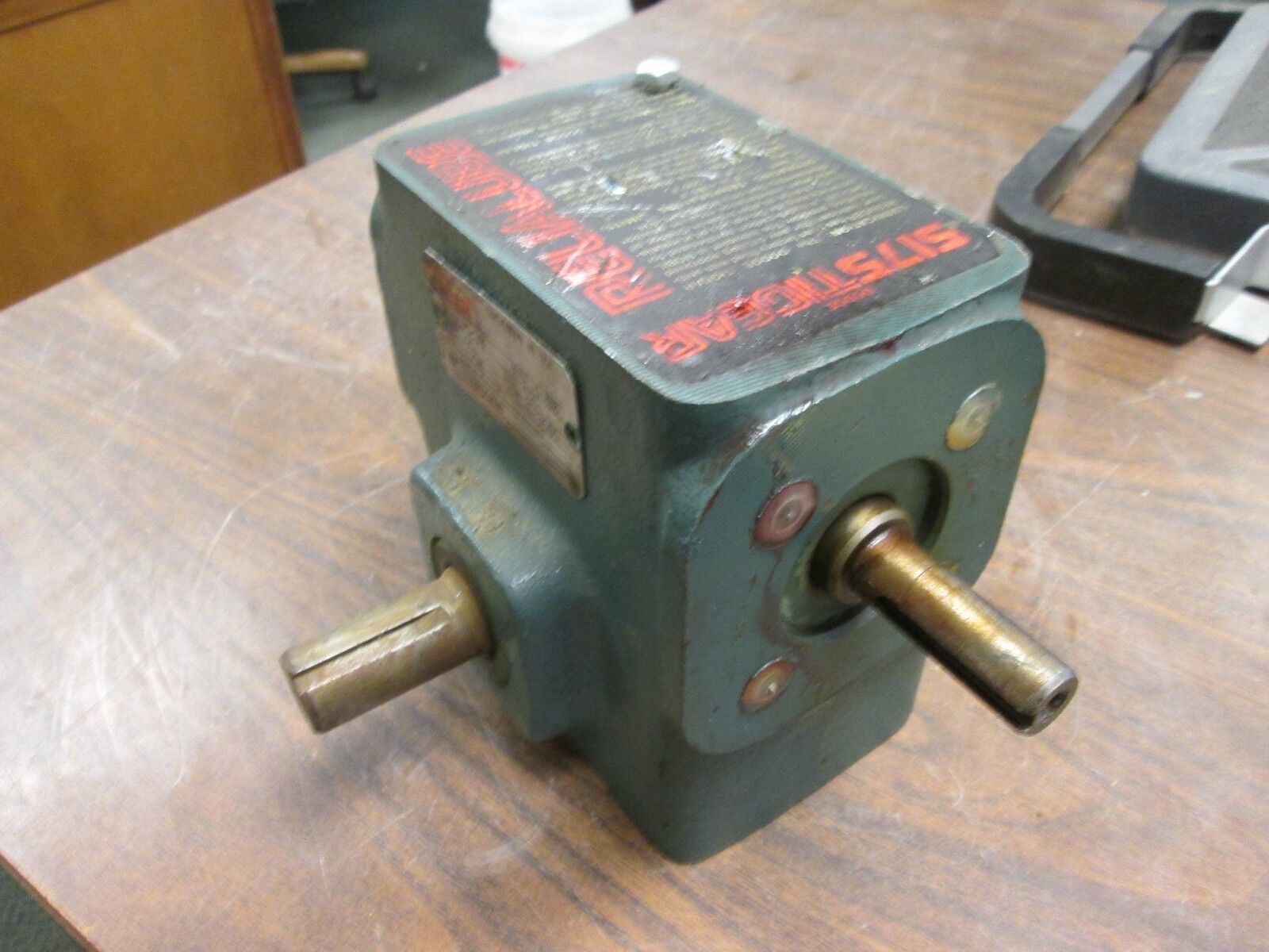 Dodge Tigear Reducer SR96024 Ratio 30:1 0.71 HP-IN 521 LB-IN Torque Out Used