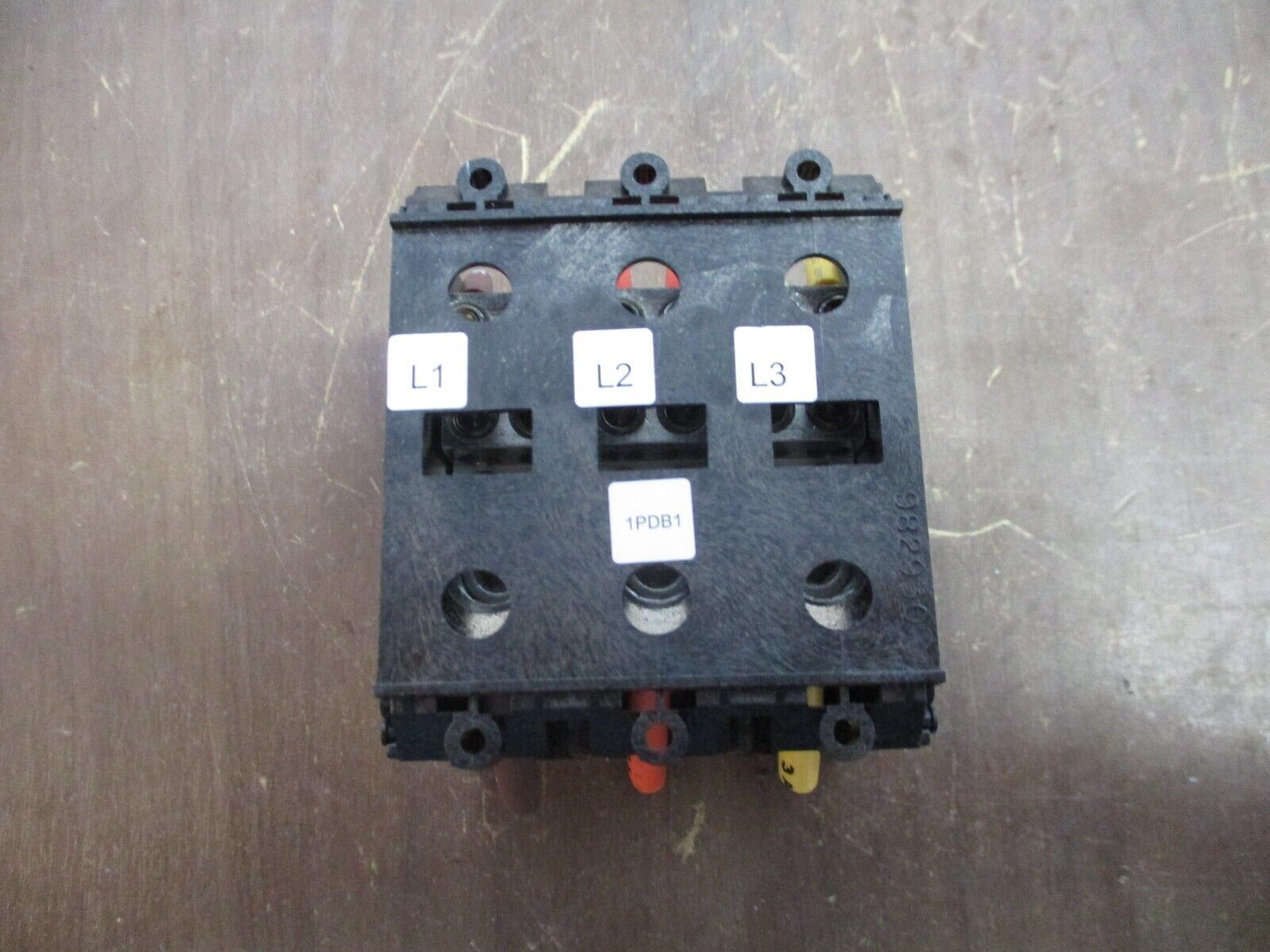 Marathon Power Distribution Block 1323580 CH 175A 600V 3P Line: 2/0-6, 8, 10-14