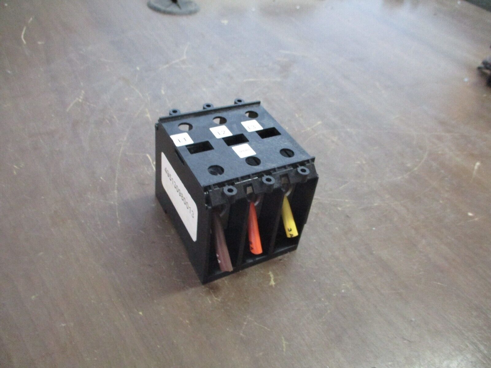 Marathon Power Distribution Block 1323580 CH 175A 600V 3P Line: 2/0-6, 8, 10-14