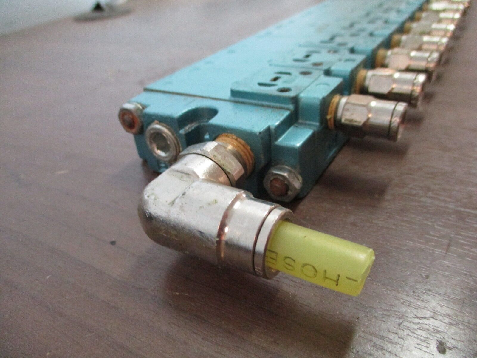 MAC Valve Manifold 12-Slot Used