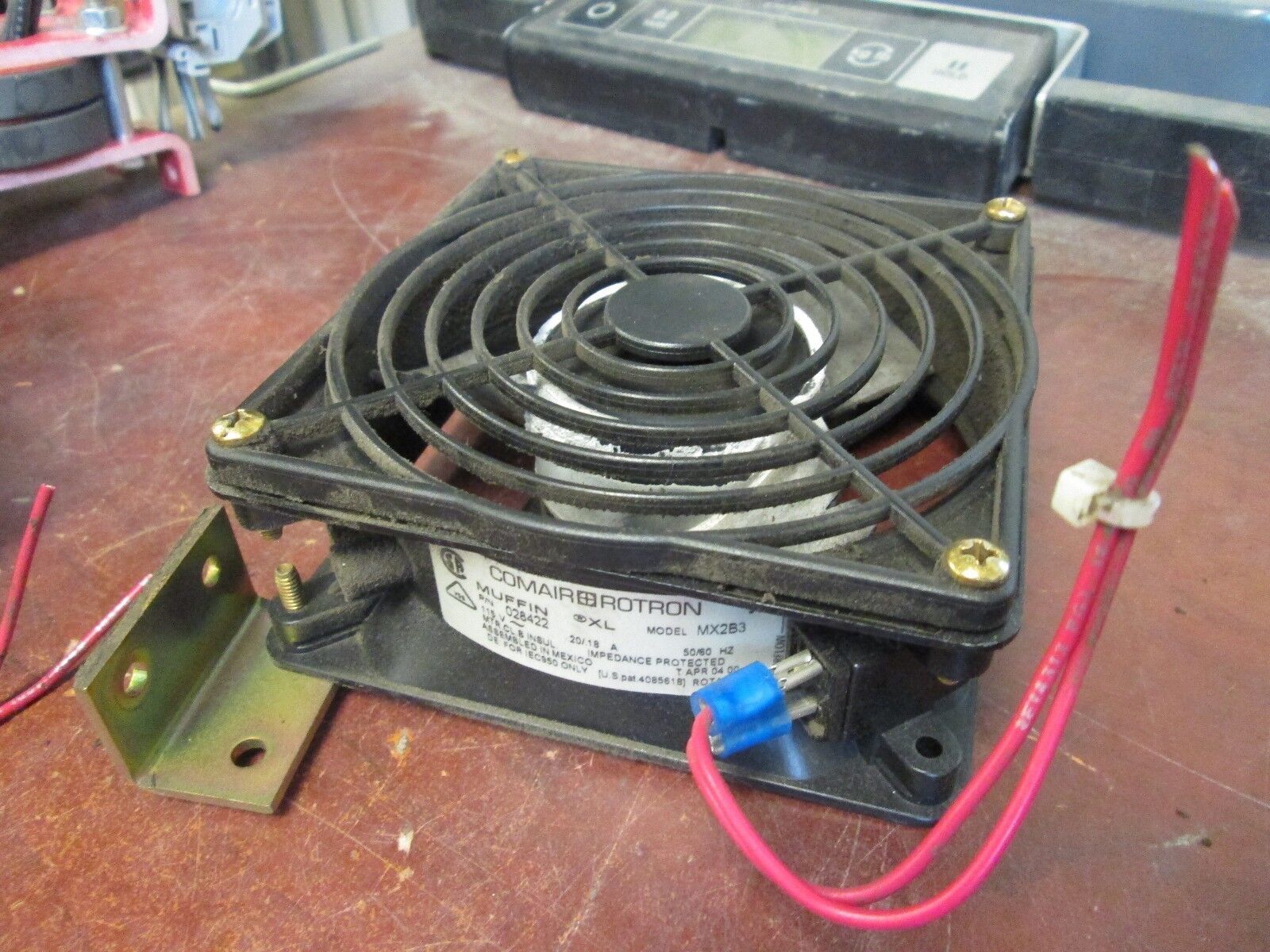 Comair Rotron Muffin XL Fan MX2B3 028422 50/60Hz .20/.18A 115V Used