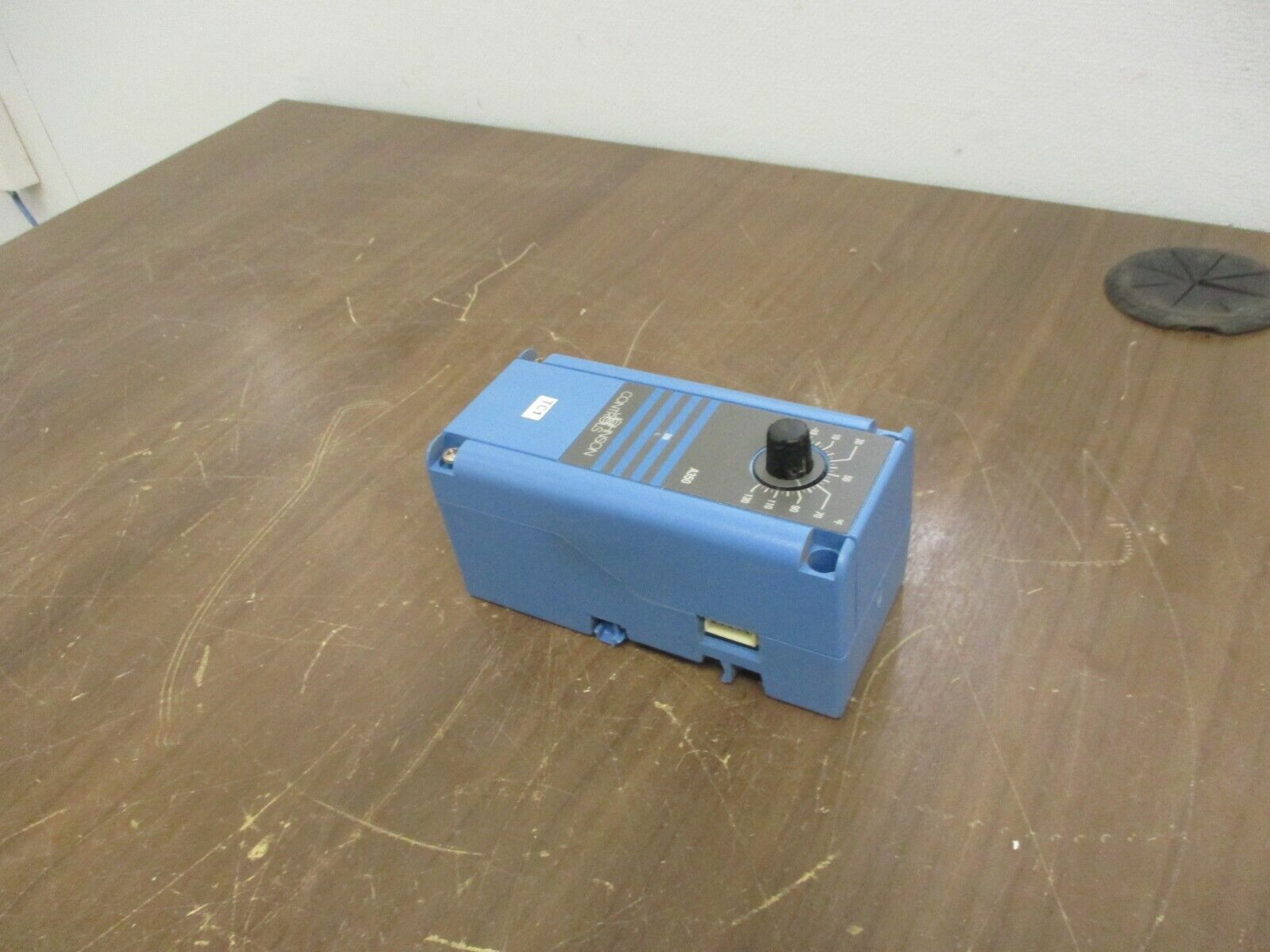 Johnson Controls Temperature Controls A350AB-1 Rev. R Used