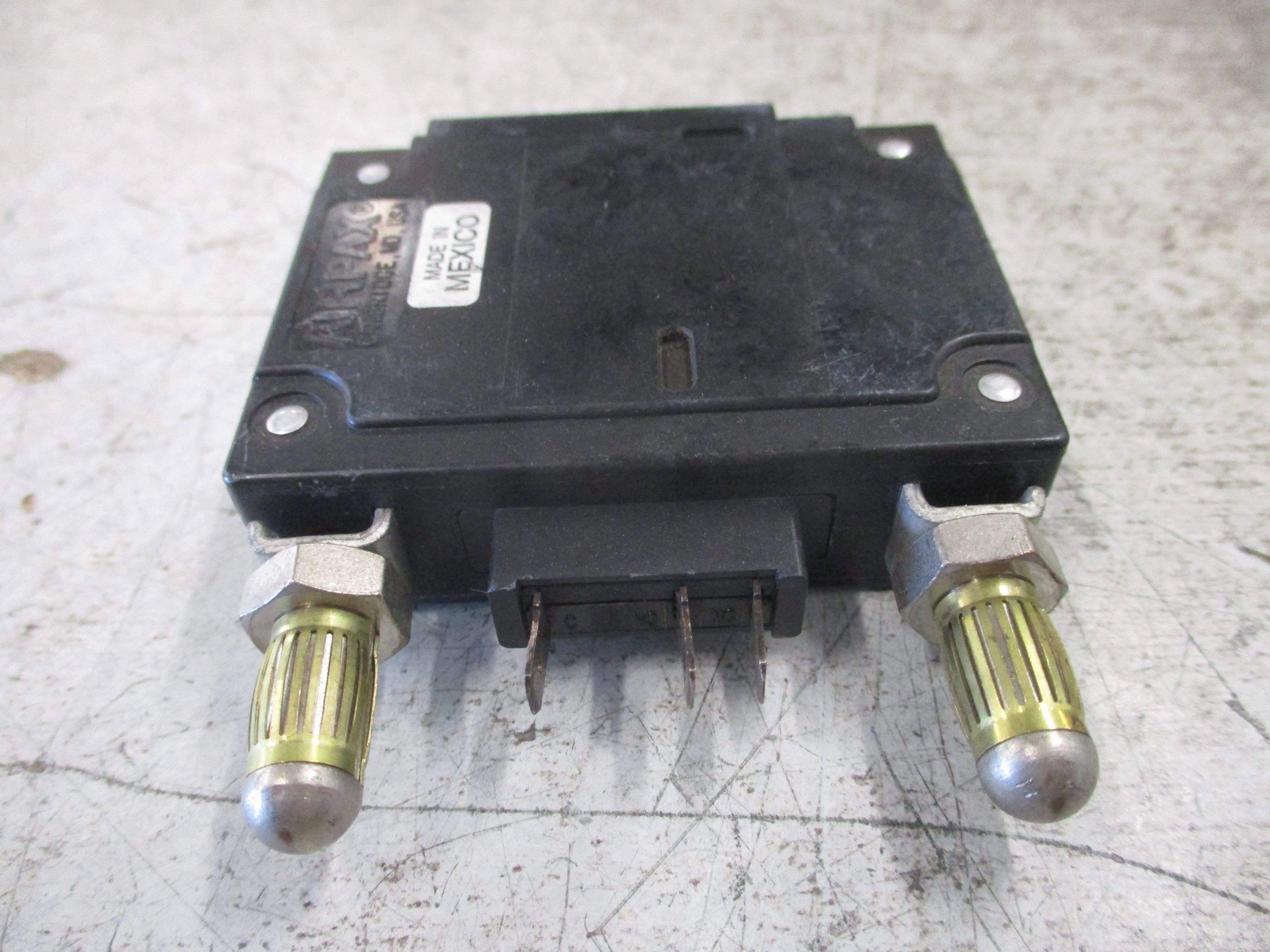 Airpax DC Circuit Breaker IMLK1-1RS5-30625-6 100A 65VDC 1P Used