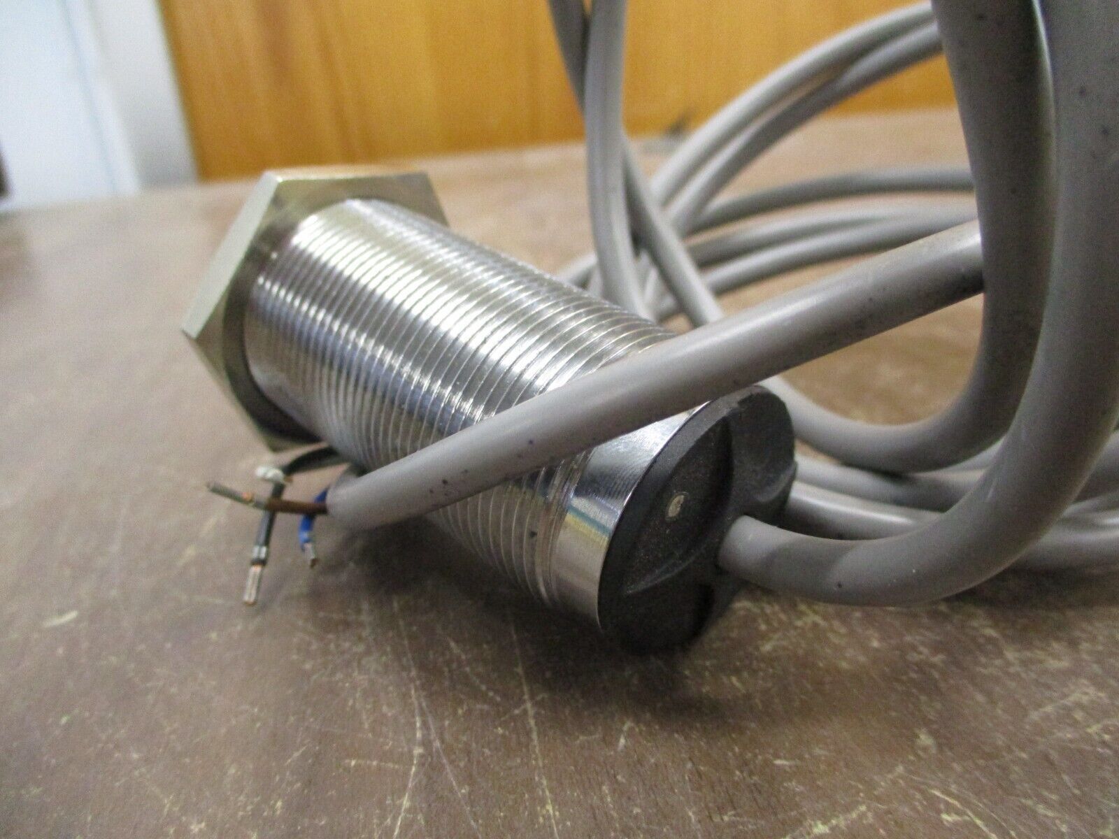 Turck Inductive Proximity Sensor Bi10-M30-LIU 15-30VDC Used