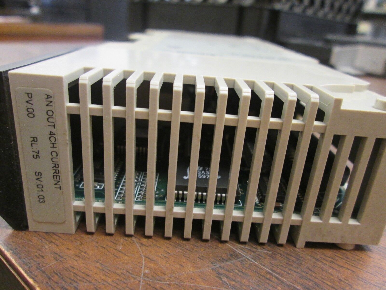 Schneider Automation TSX Quantum Analog Output Module 140 ACO 020 00 4-Ch Used