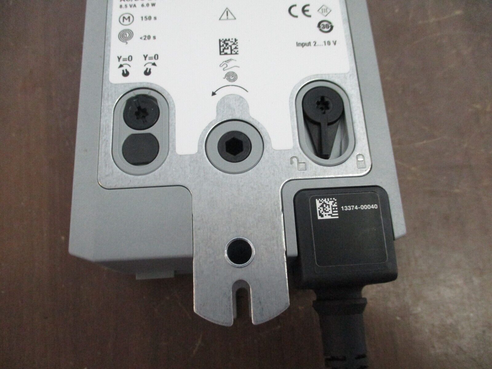 Trane Actuator X13610017040 180 in-lb 24V AC/DC Nema 2 *No Key* Used