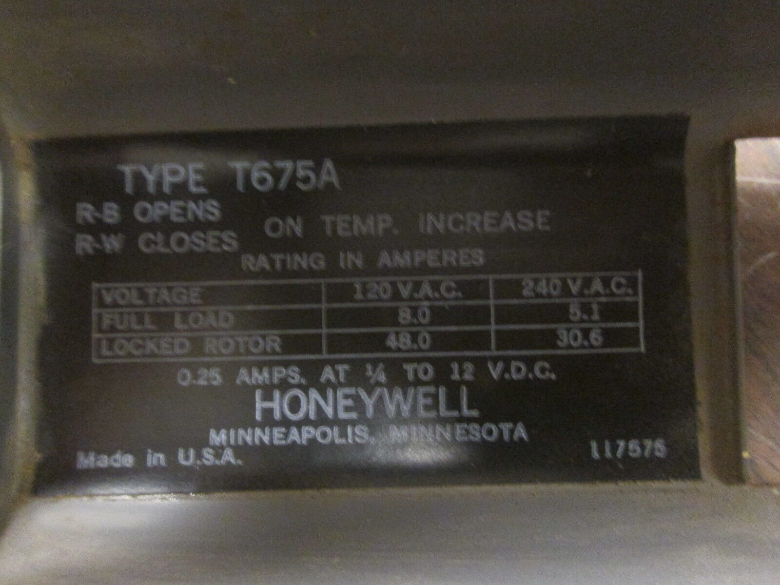 Honeywell Thermostat T675A 0.25A @ ¼ - 12VDC Used