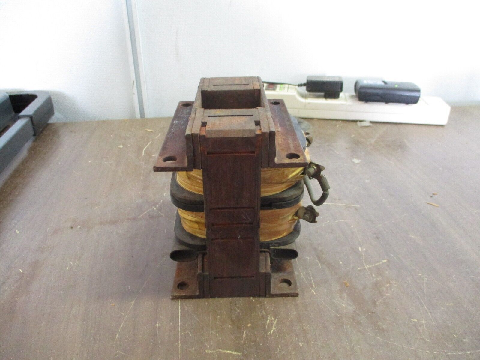 GE Solenoid CR9503-206BAB349 120V 60Hz Used