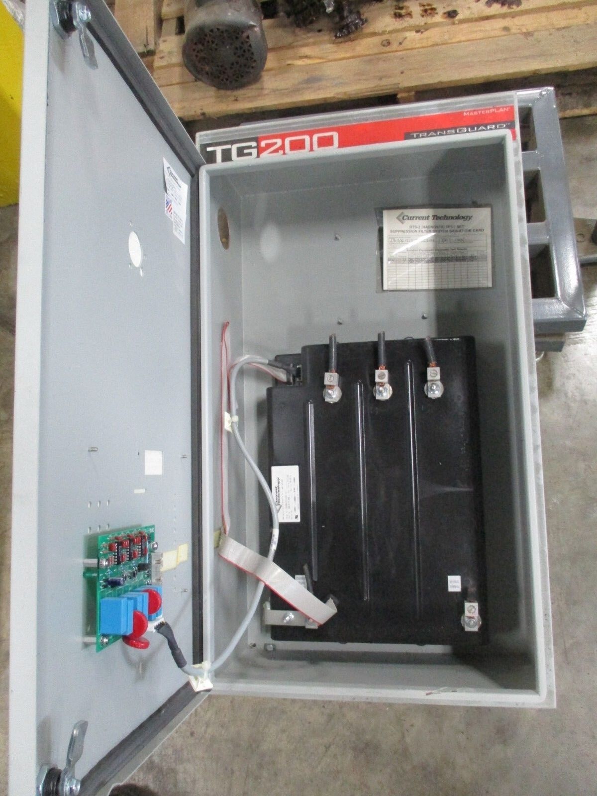 Current Technology TG200 TransGuard Surge Suppressor TG200-277/480-3GY-N Used
