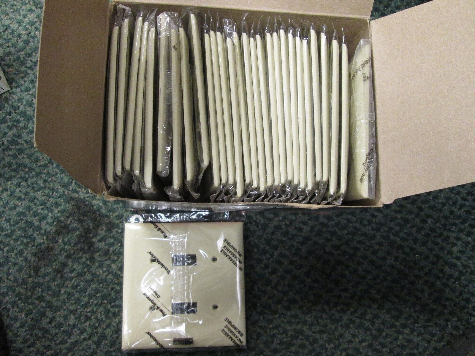 Pass & Seymour Trademaster Wall Plate TP2-I 2 Gang 2 Toggle *Lot of 29*