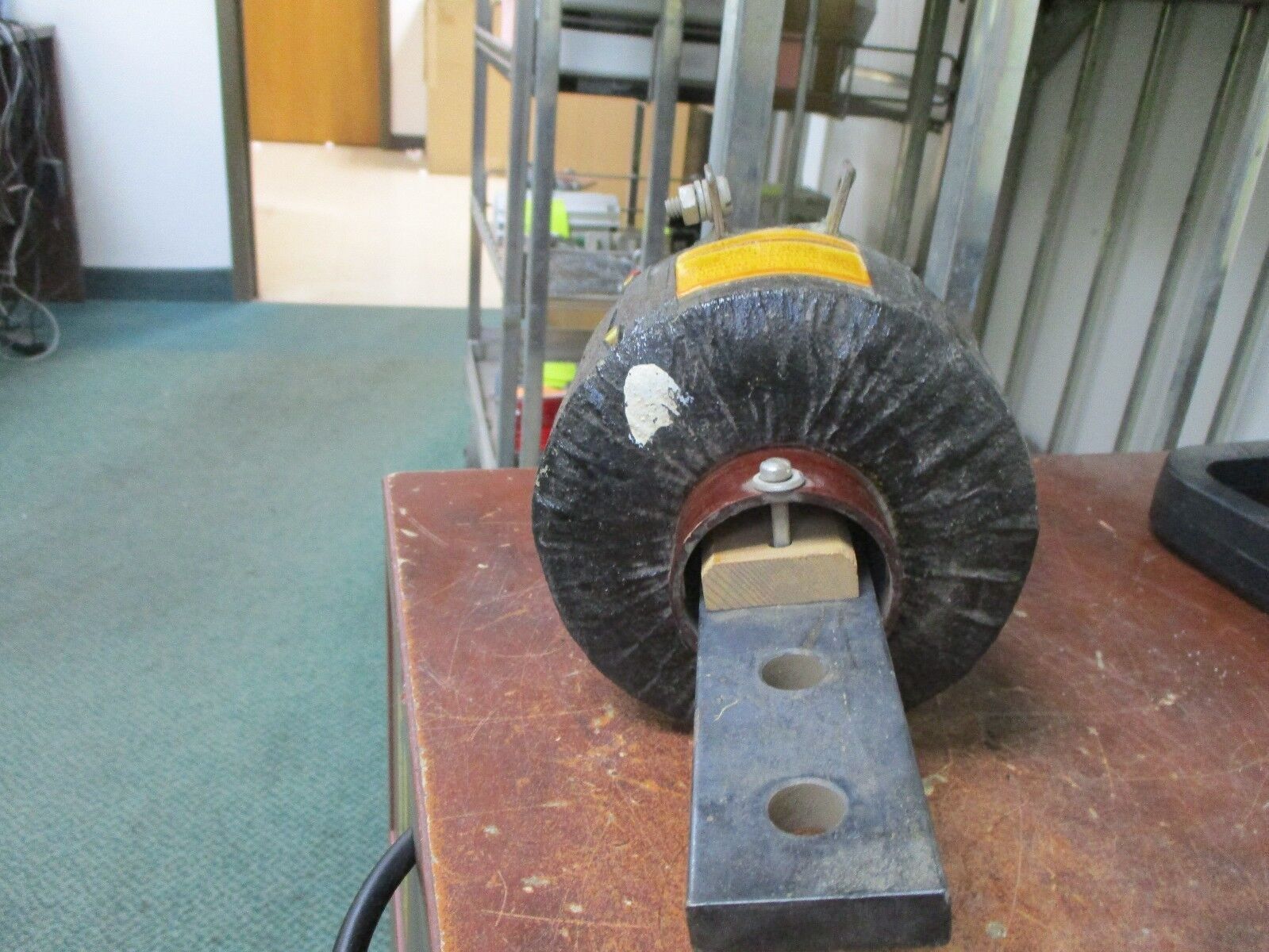 Westinghouse BT-10 Current Transformer 305C466G07 Ratio 600:5A 60Hz Used