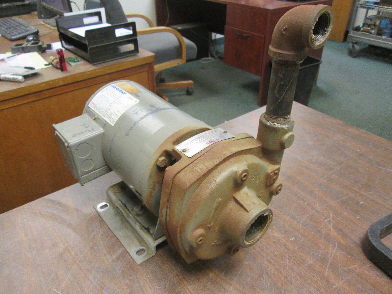 Flowserve Pump w/ Motor 1.5X1X5 2000 85GPM 75TDH 230V 3HP 8.2A Used