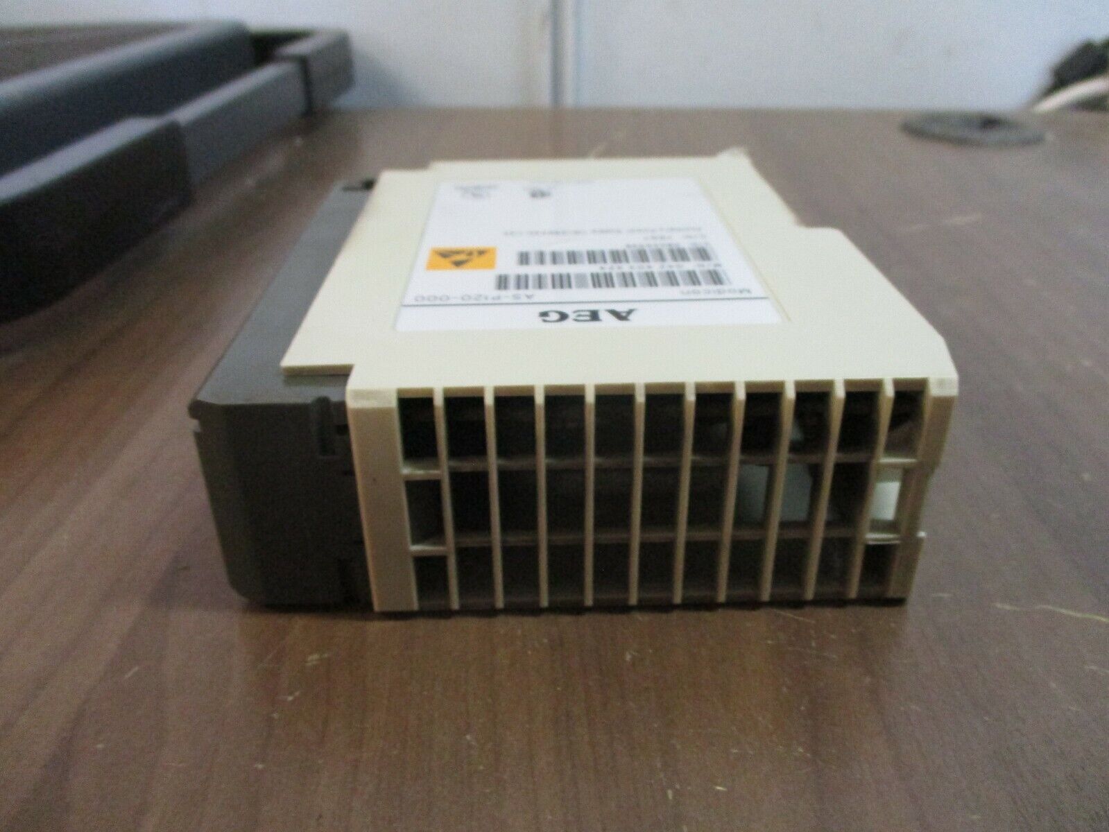AEG Modicon Auxiliary Power Supply AS-P120-000 115/230V 1A Used