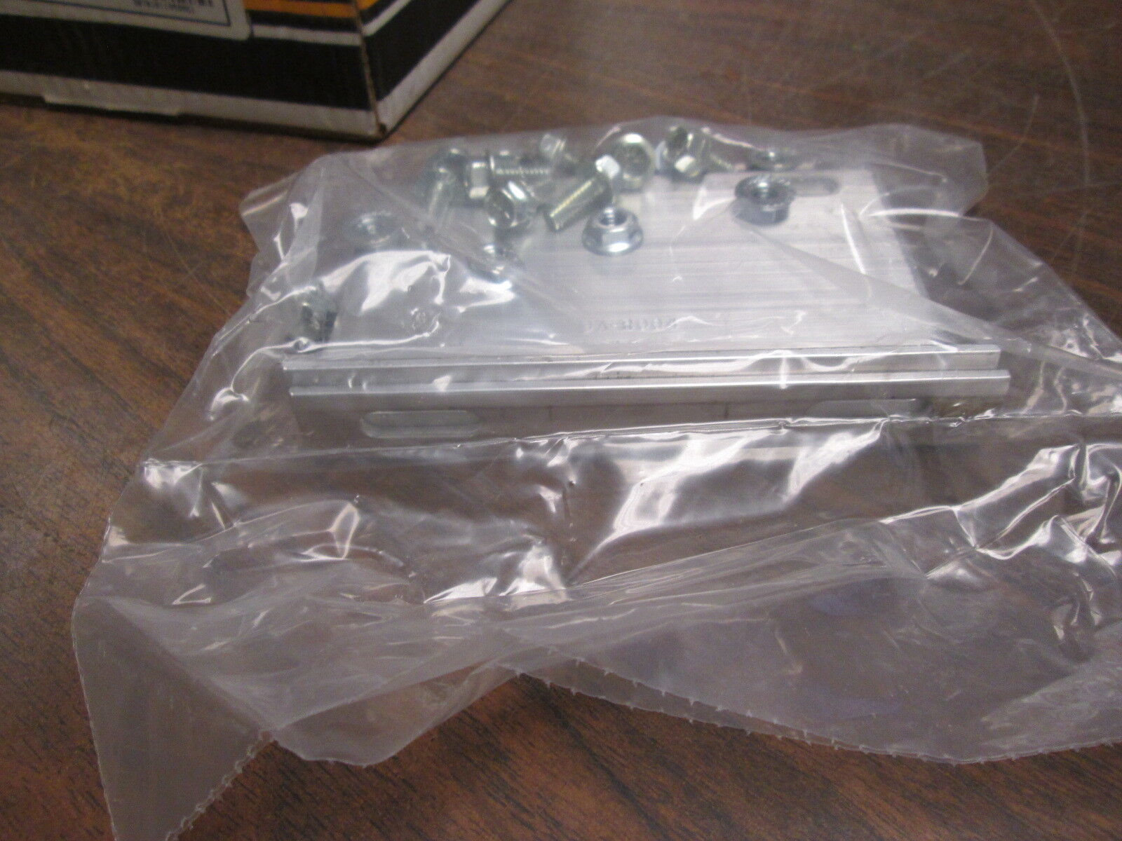 Cooper B-Line Splice Plate 9A-R004 *Box of 10 Sets* New Surplus