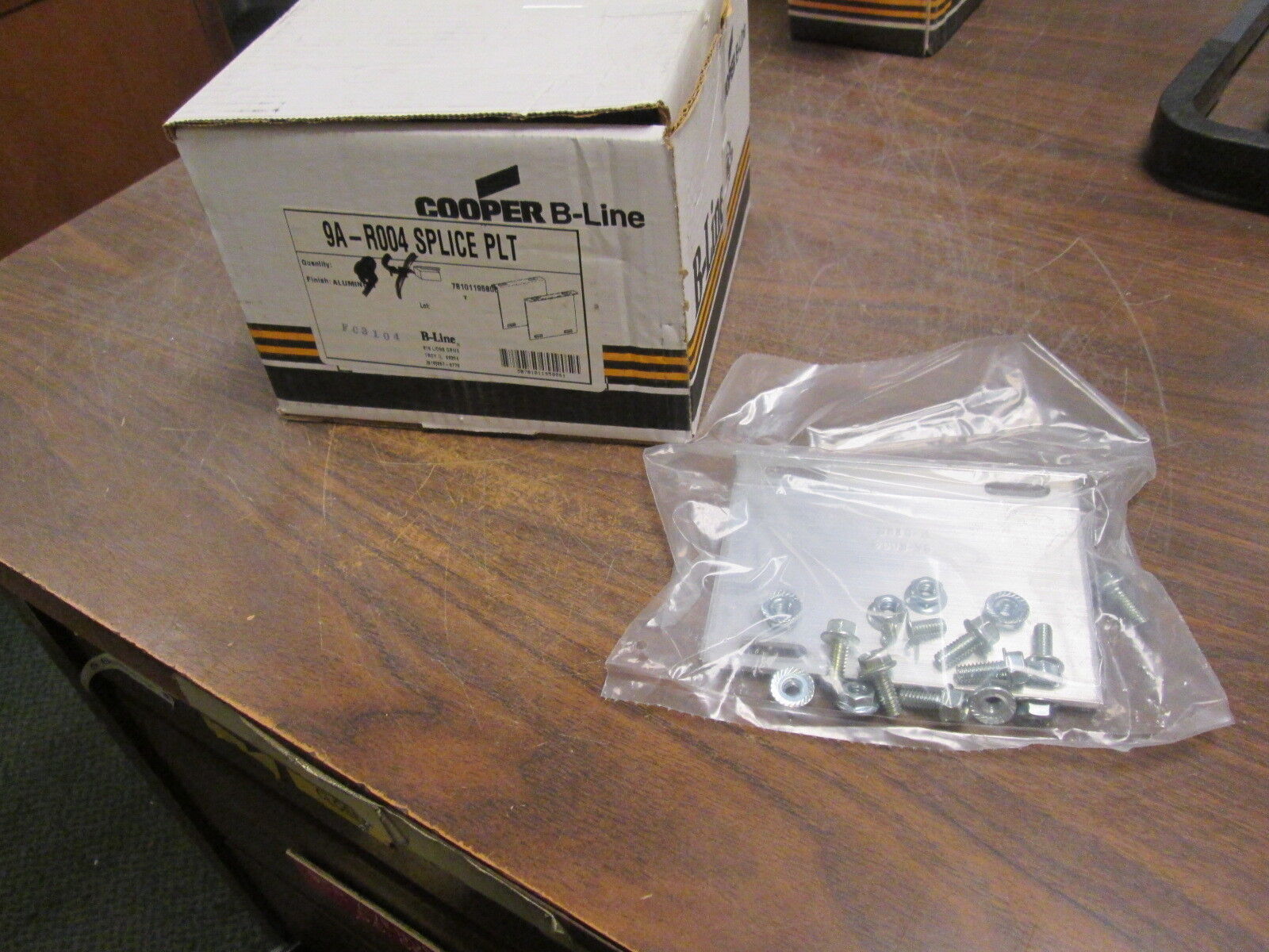 Cooper B-Line Splice Plate 9A-R004 *Box of 10 Sets* New Surplus