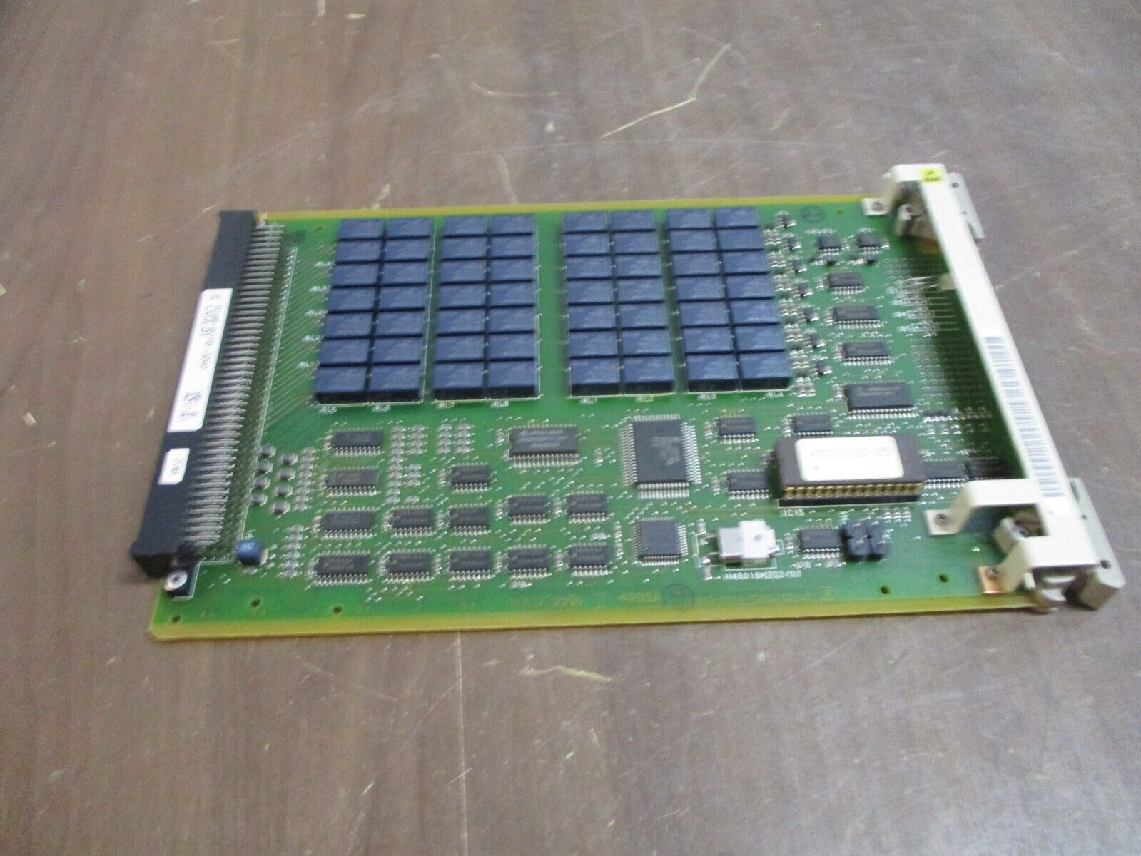 Fujitsu Low Speed Switch Unit SNCLNU92AA Iss. 03 FC9612LSD1 / LS1A-D1 Used