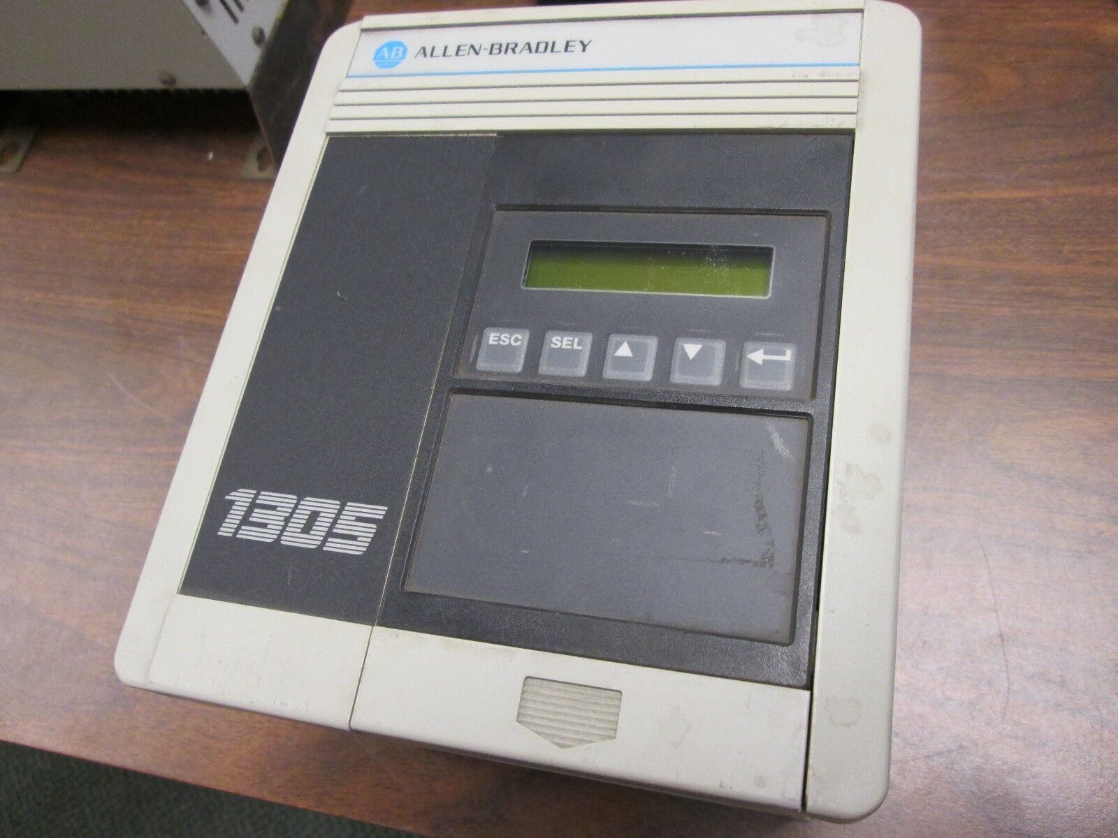 Allen-Bradley 1305 AC Drive 1305-BA03A 1HP Used