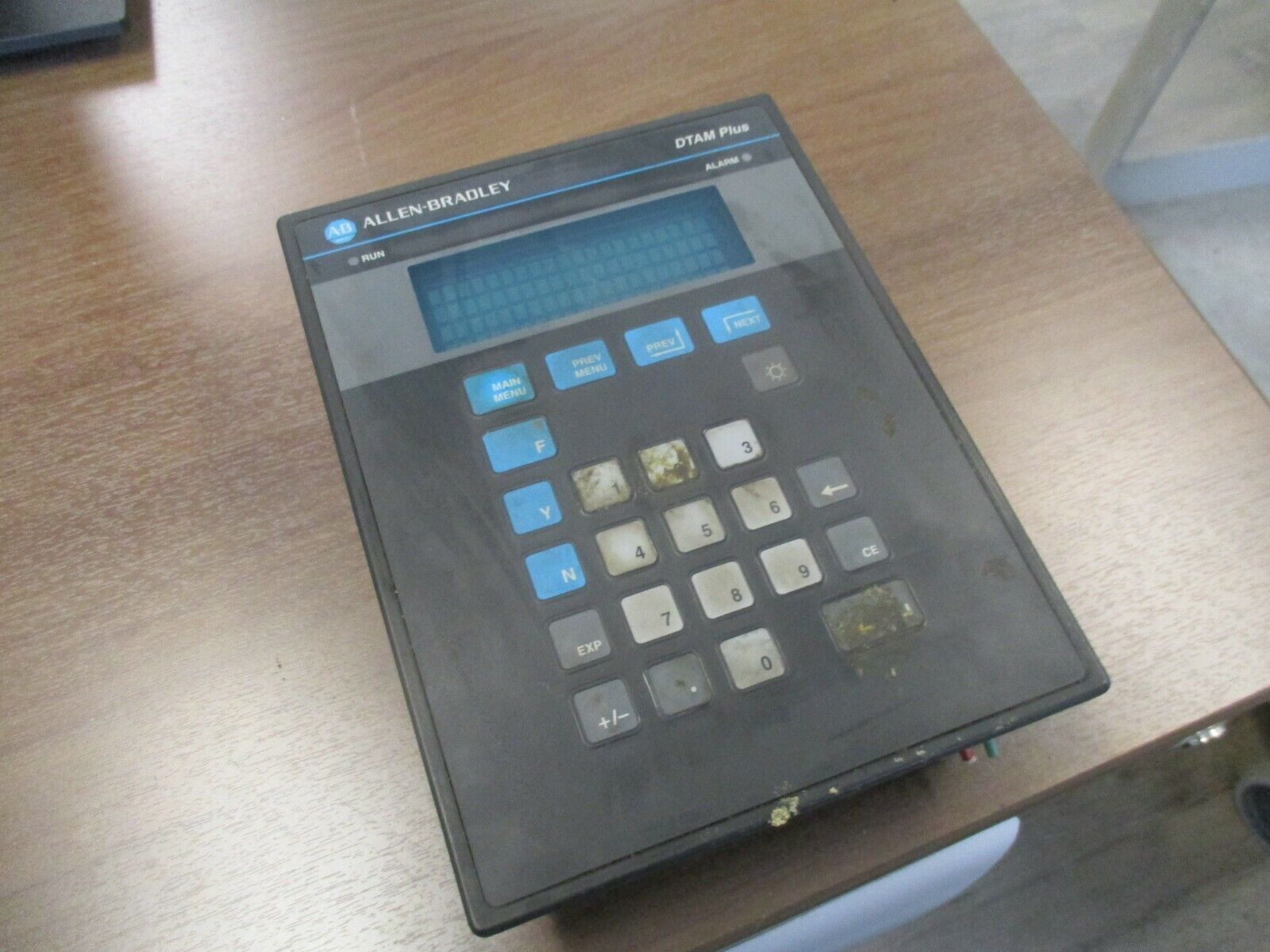 Allen-Bradley DTAM Plus Operator Interface Panel 2707-V40P2R Ser. A Rev. A Used