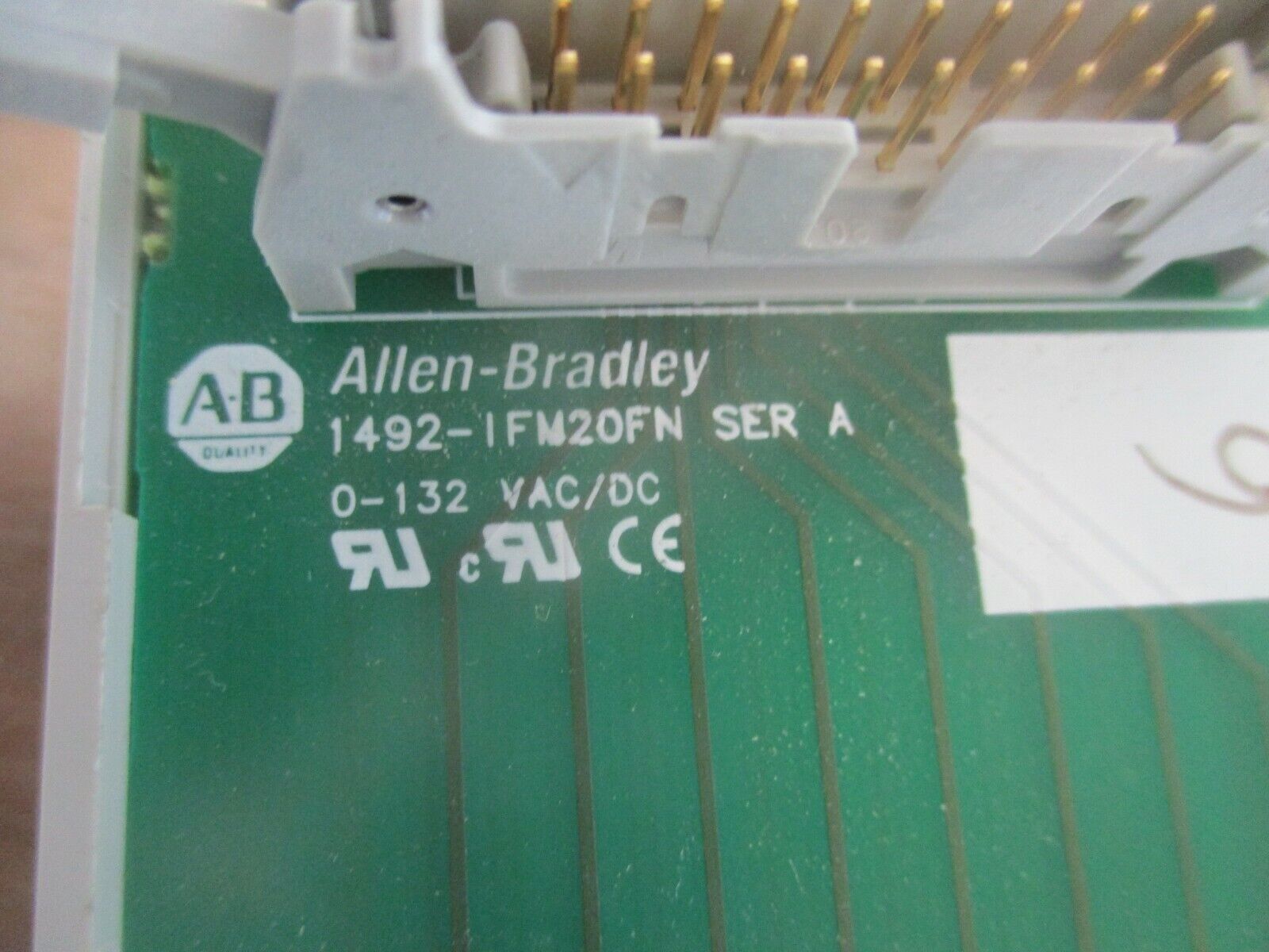 Allen-Bradley Interface Module 1492-IFM20FN Ser. A 0-132V Used