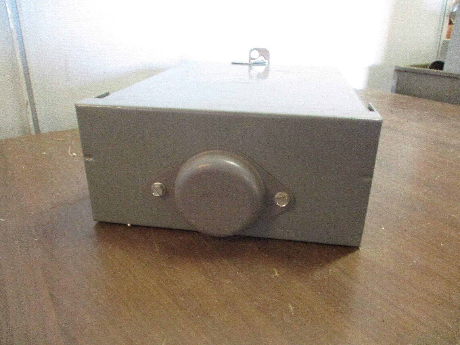 Square D Homeline 3R Load Center HOM612L100RB Ser. 002 100A 120/240V 1Ph 50/60Hz