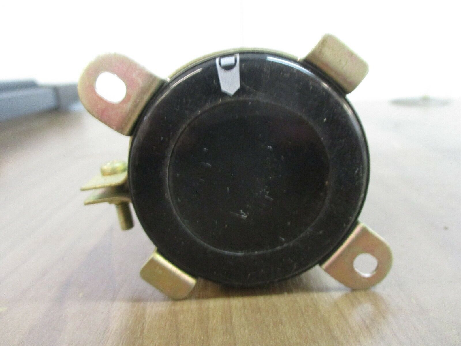 Hitachi Capacitor HCGFA 680MFD 400VDC Used