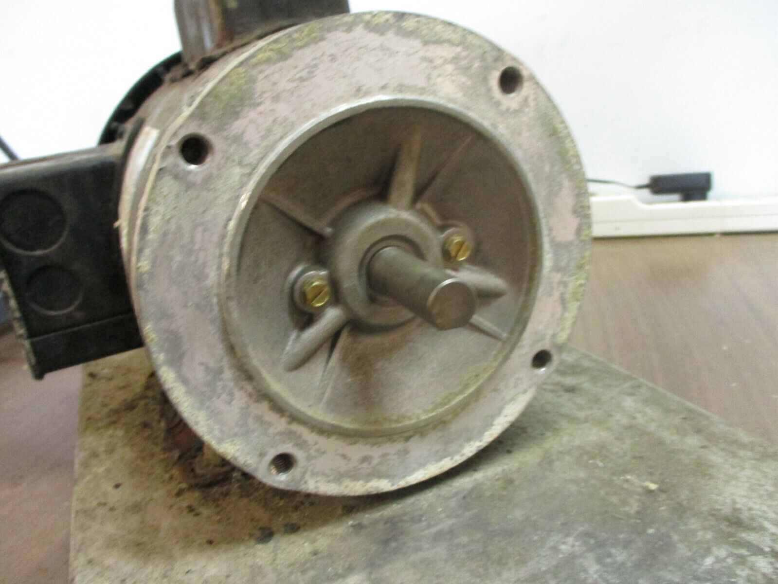Marathon Electric Motor 155-016-10 3/4HP 3600RPM 1Ph 115/208-230V 60Hz Used