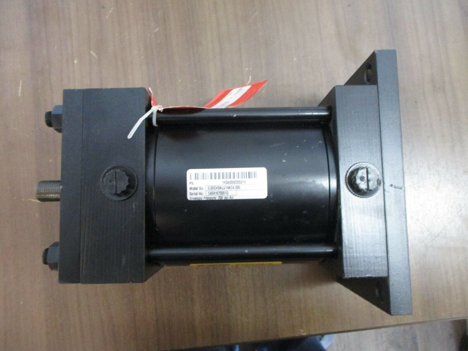 Parker Air Cylinder 5.00CH2ALU14AC4.000 250PSI Used