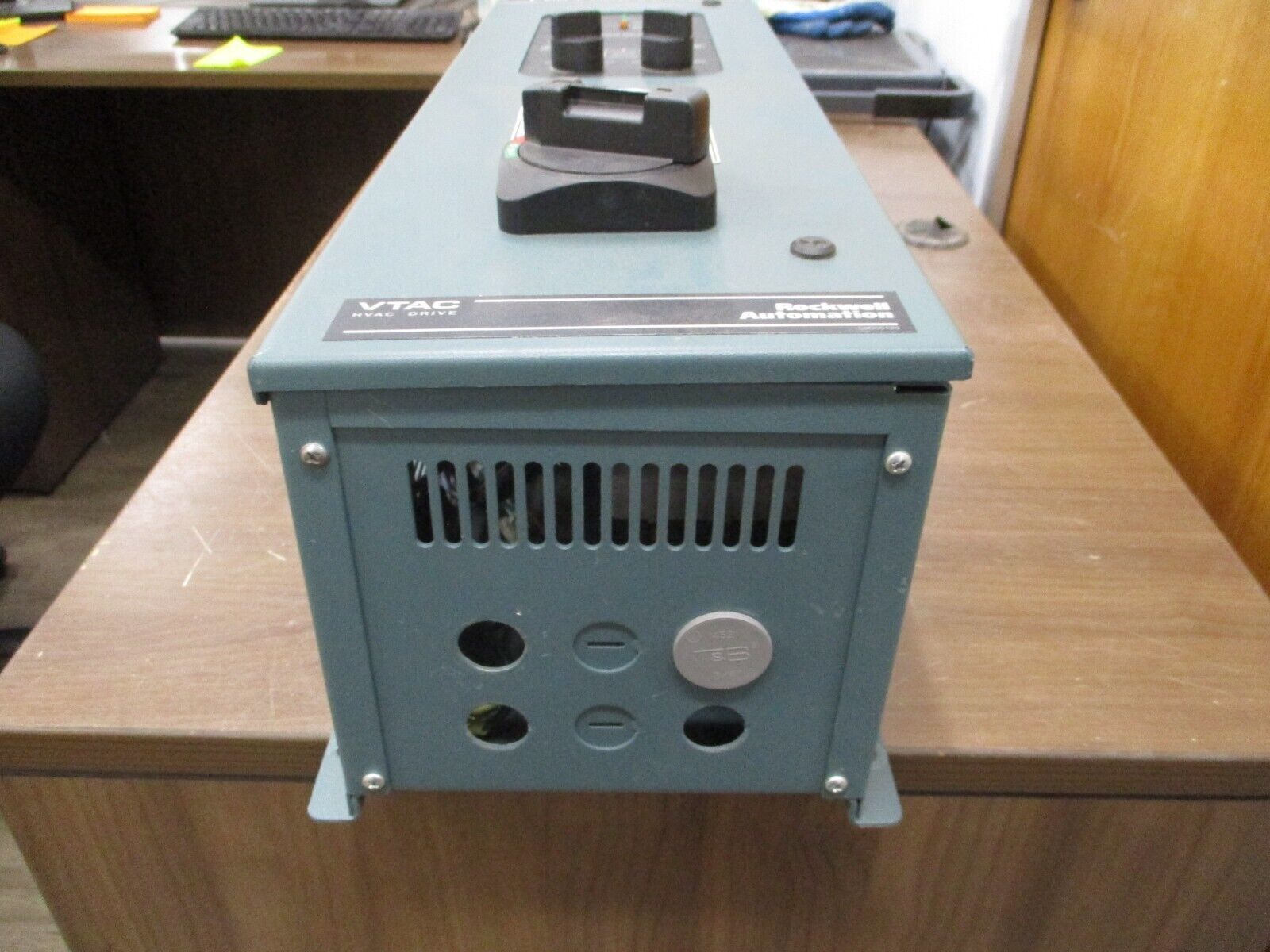 Rockwell Automation VTAC9 AC Drive w/ Bypass 9V741H0B10 7.5HP 3Ph Used