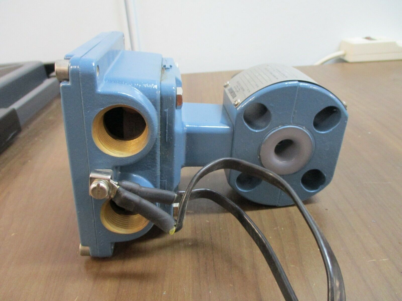 Rosemount Magnetic Flowtube 8711THA005R1N0 New Surplus