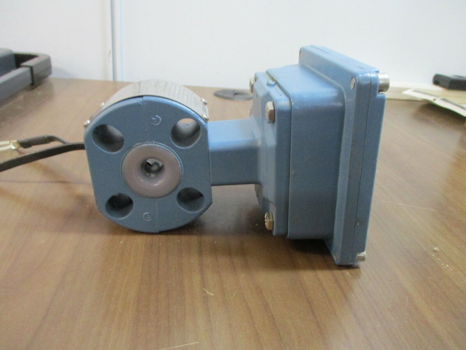 Rosemount Magnetic Flowtube 8711THA005R1N0 New Surplus