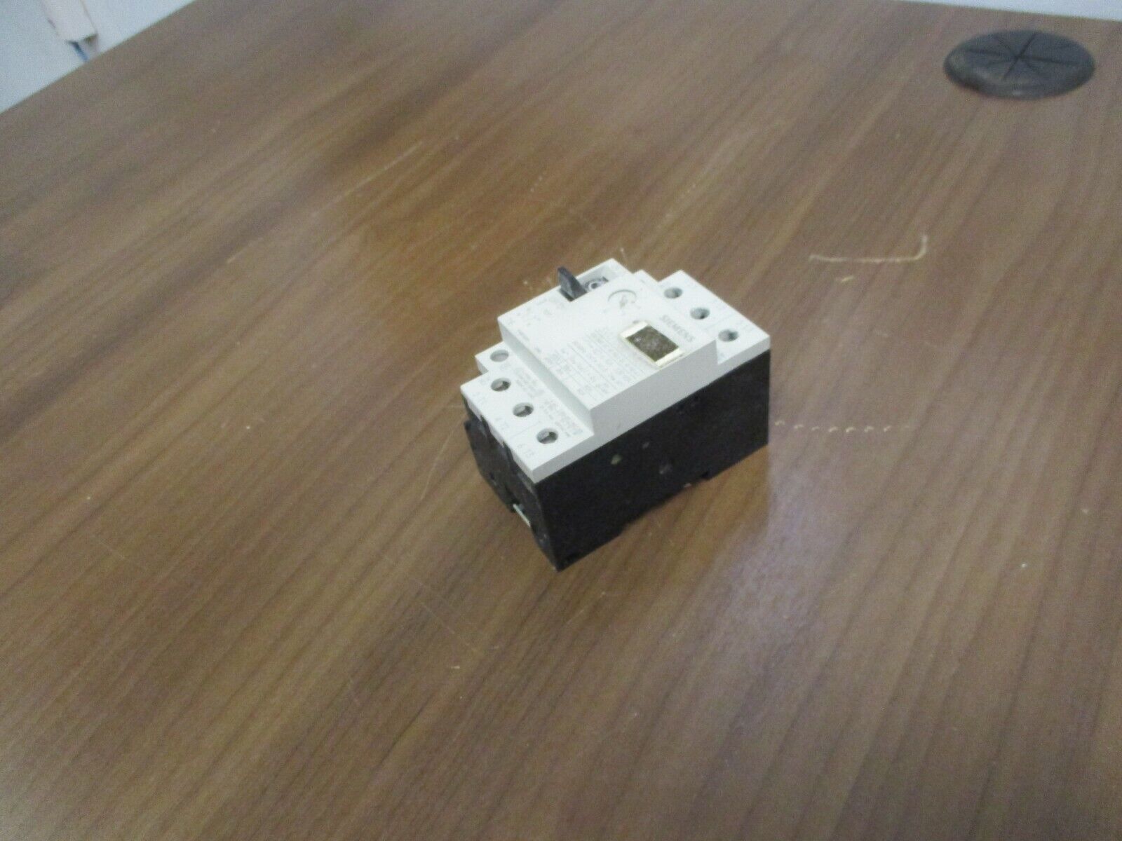 Siemens Manual Starter 3VU1300-1ML00 Trip: 4-10A Used