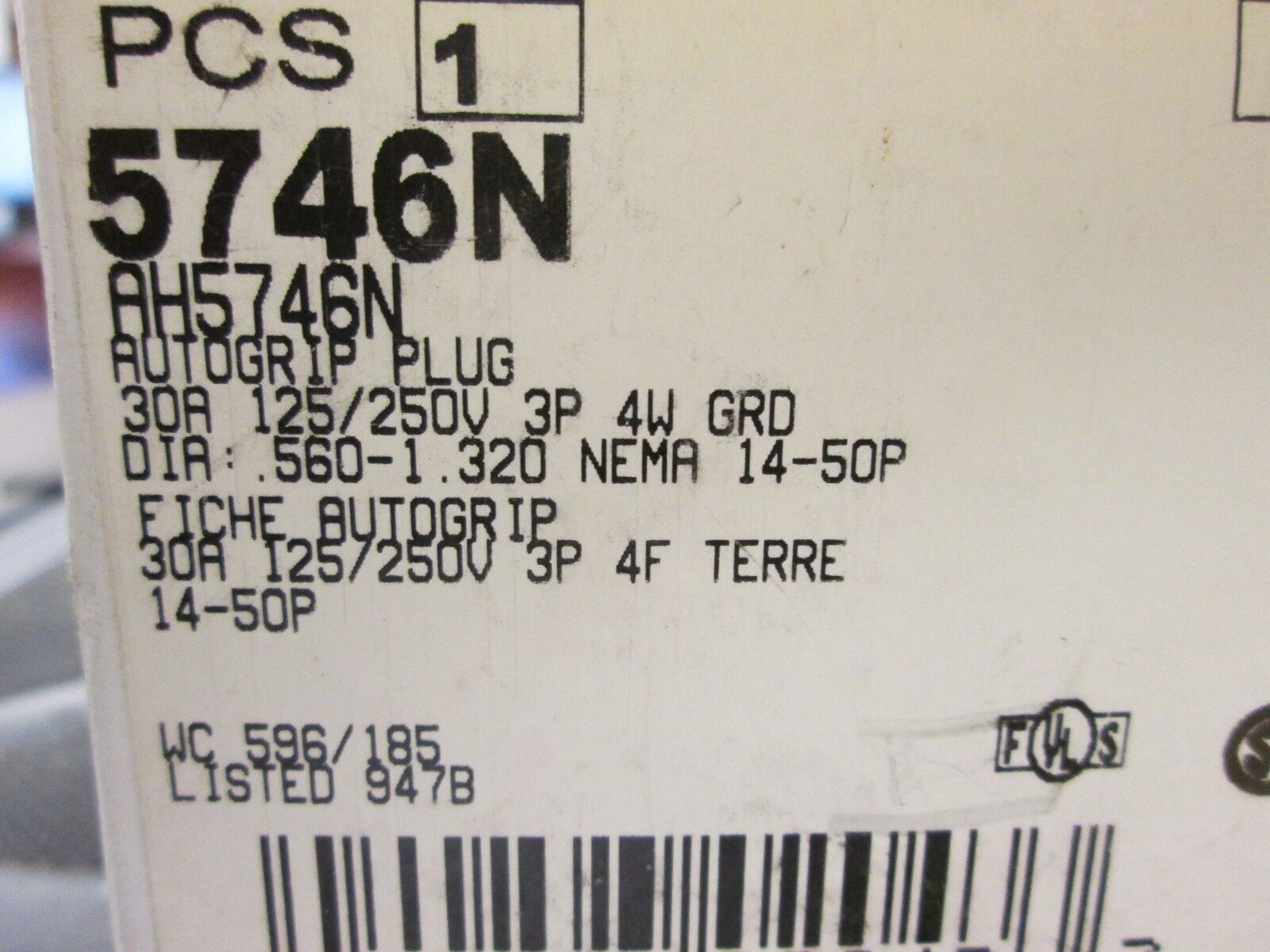 Cooper Auto Grip Plug 5746N 30A 125/250V 3P 4W New Surplus
