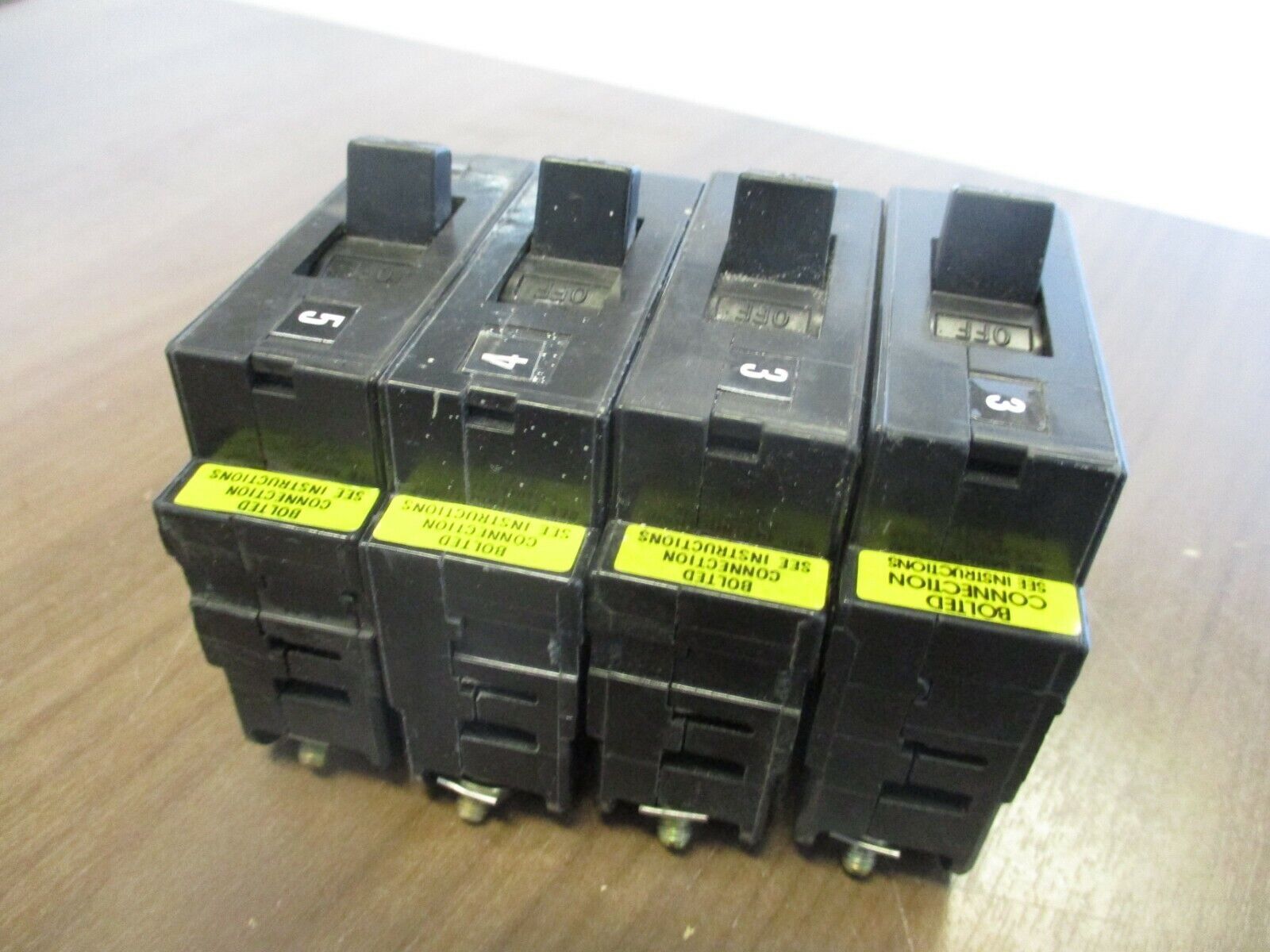 Square D Circuit Breaker EHB14020 20A 277V 1P *Lot of 4* Used