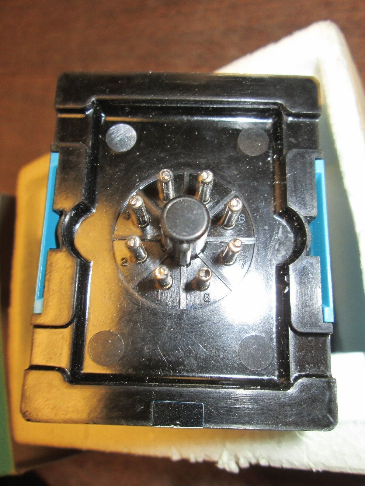 IDEC Electronic Timer RTE-PN1 120V 50/60Hz Range: 0.0-1.0sec New Surplus