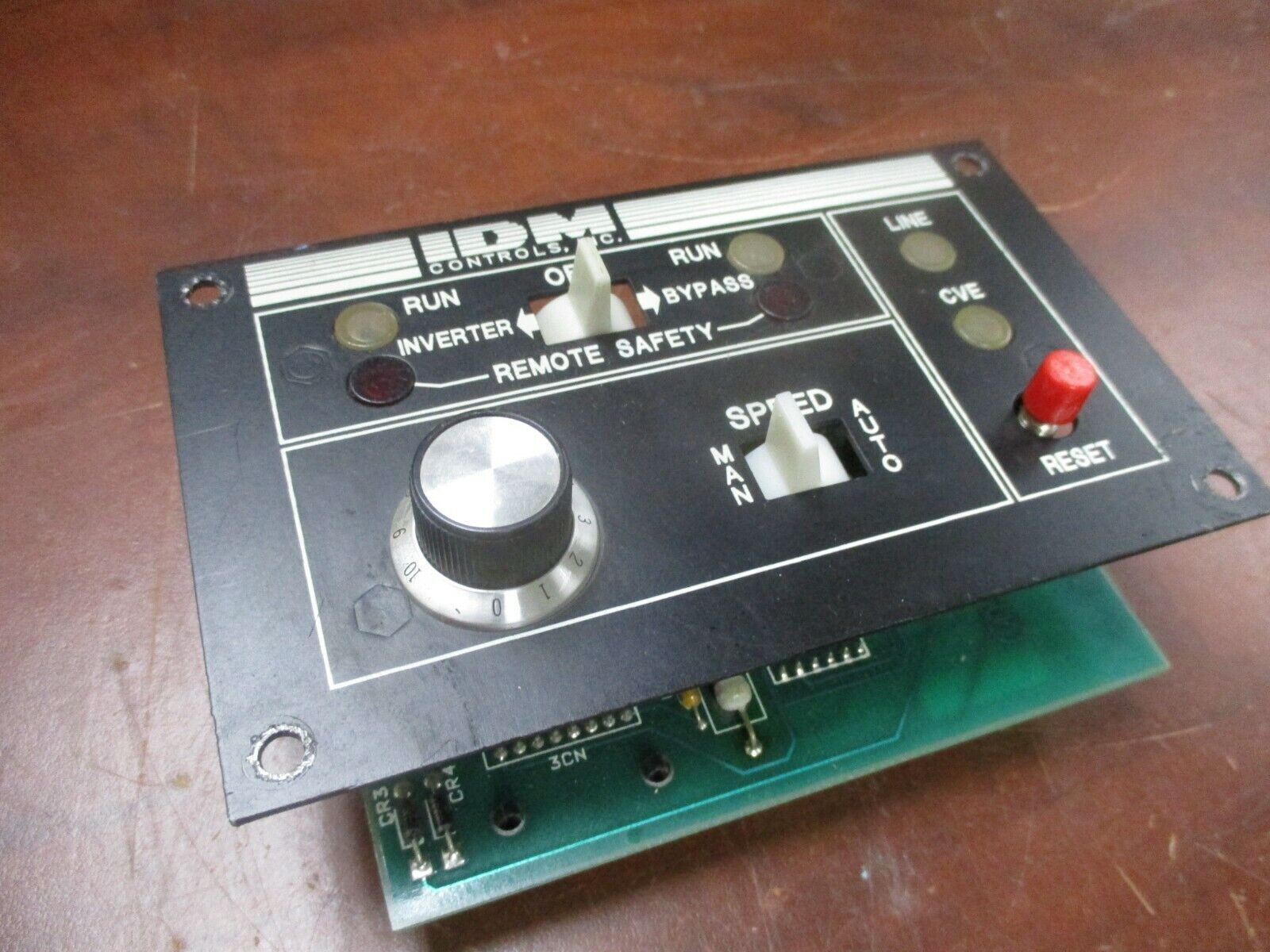 IDM Controls HVAC Operator 69120-1 Used