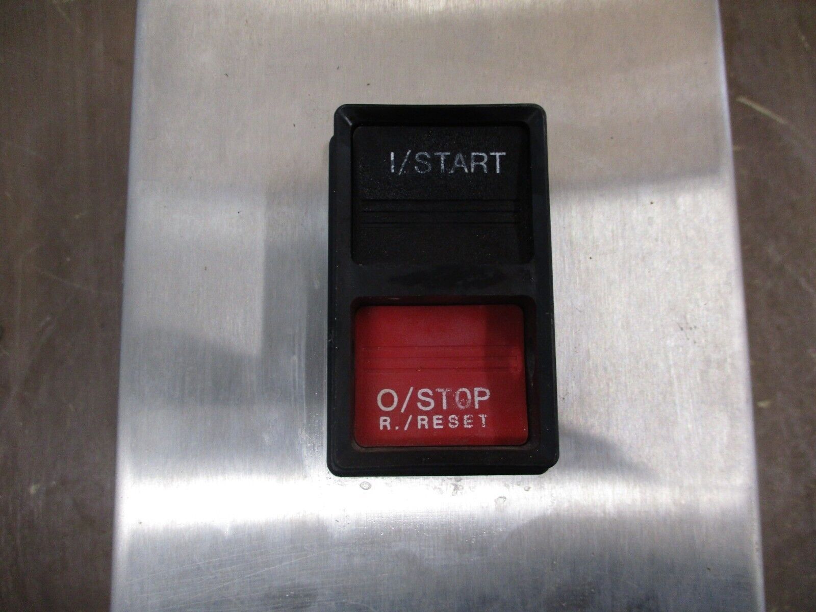 Square D Size M-0 Enclosed Starter 2510 MBW12 Ser C 4X Stainless Steel Enclosure