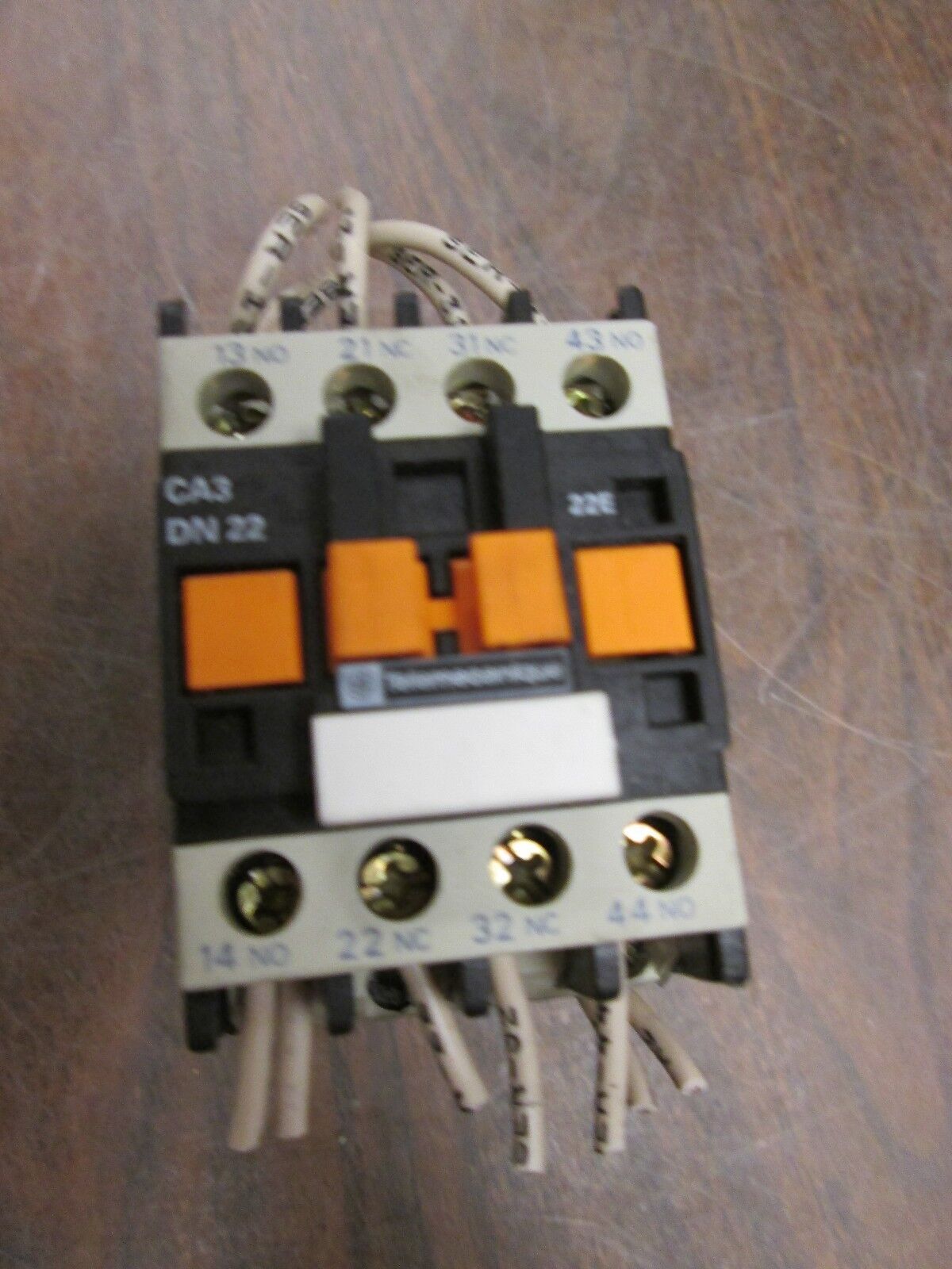 Telemecanique Contactor CA3 DN 22 10A 600V 24V Coil Used