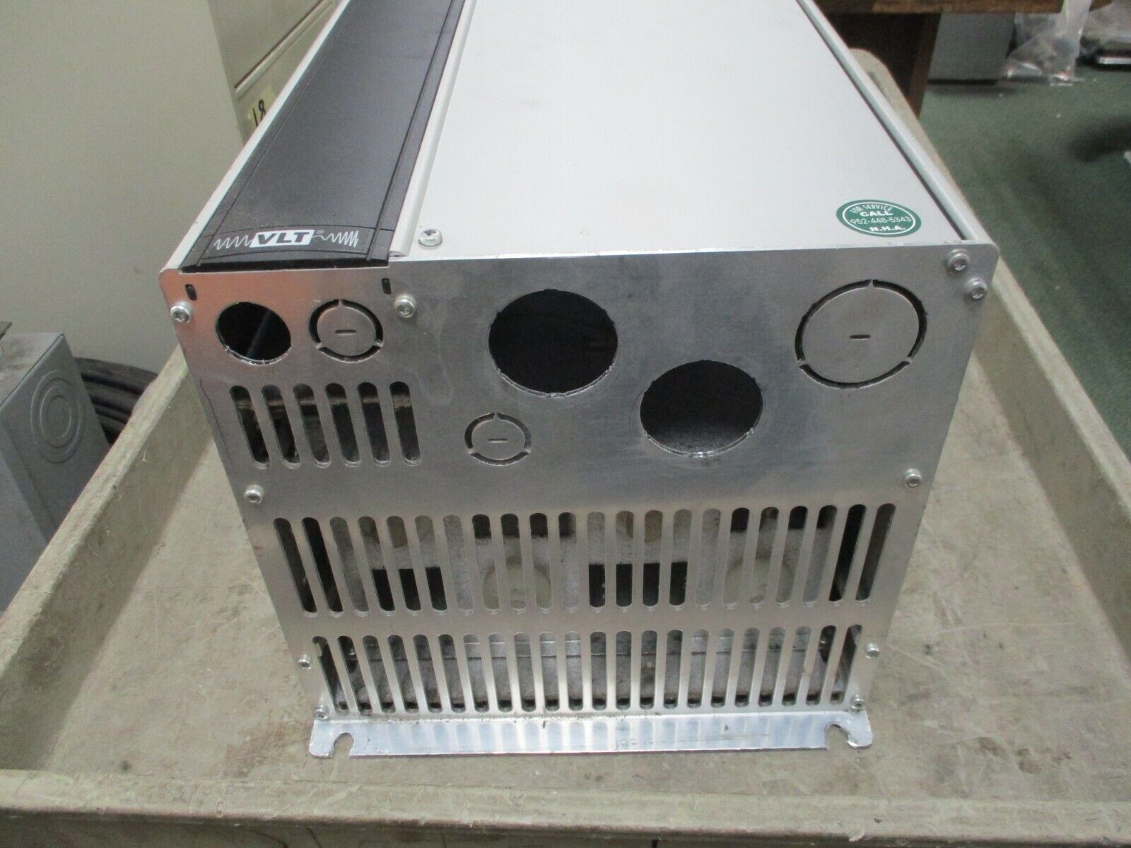 Danfoss VLT 6052 AC Drive 175Z7370 50HP 3Ph w/ Keypad Used