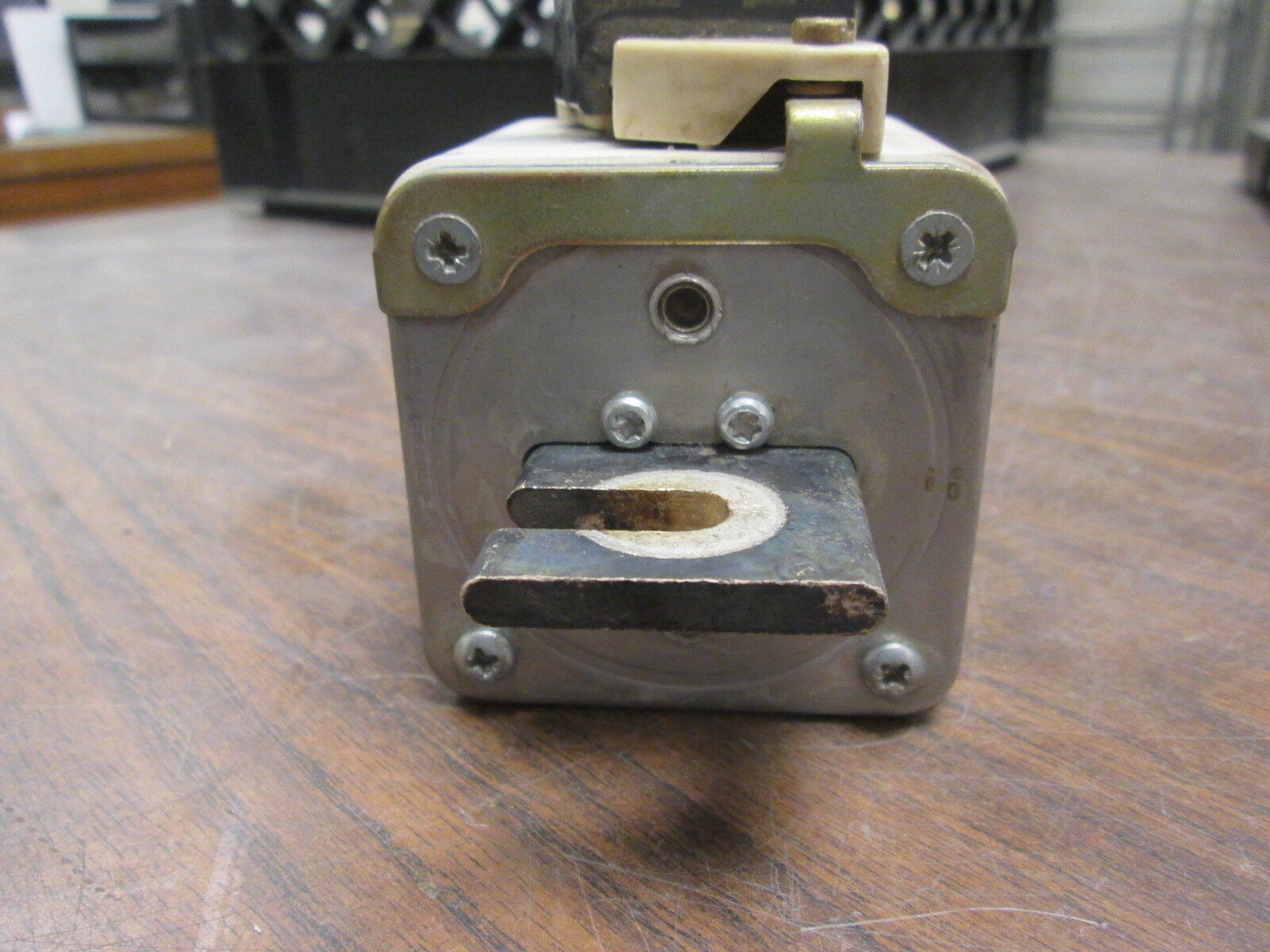 Ferraz Protistor Fuse 38805\HT / E94166 1250V 575A Used