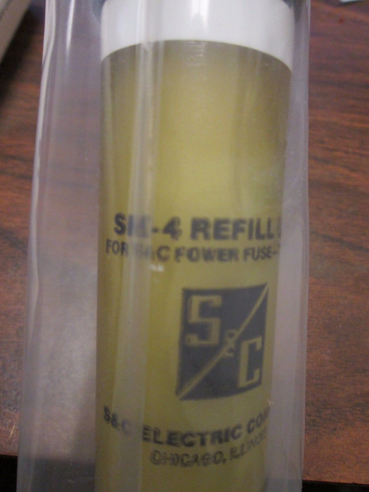 S&C SM-4 Power Fuse Refill Unit 122200R4 14.4KV 125A New Surplus