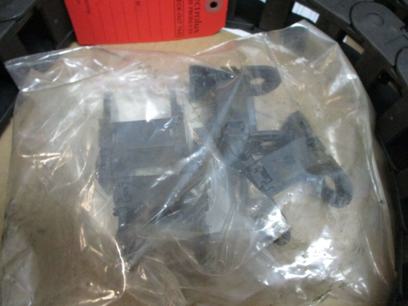 Igus Series 250 E-Chain 250.03.150 Length: 10ft New Surplus