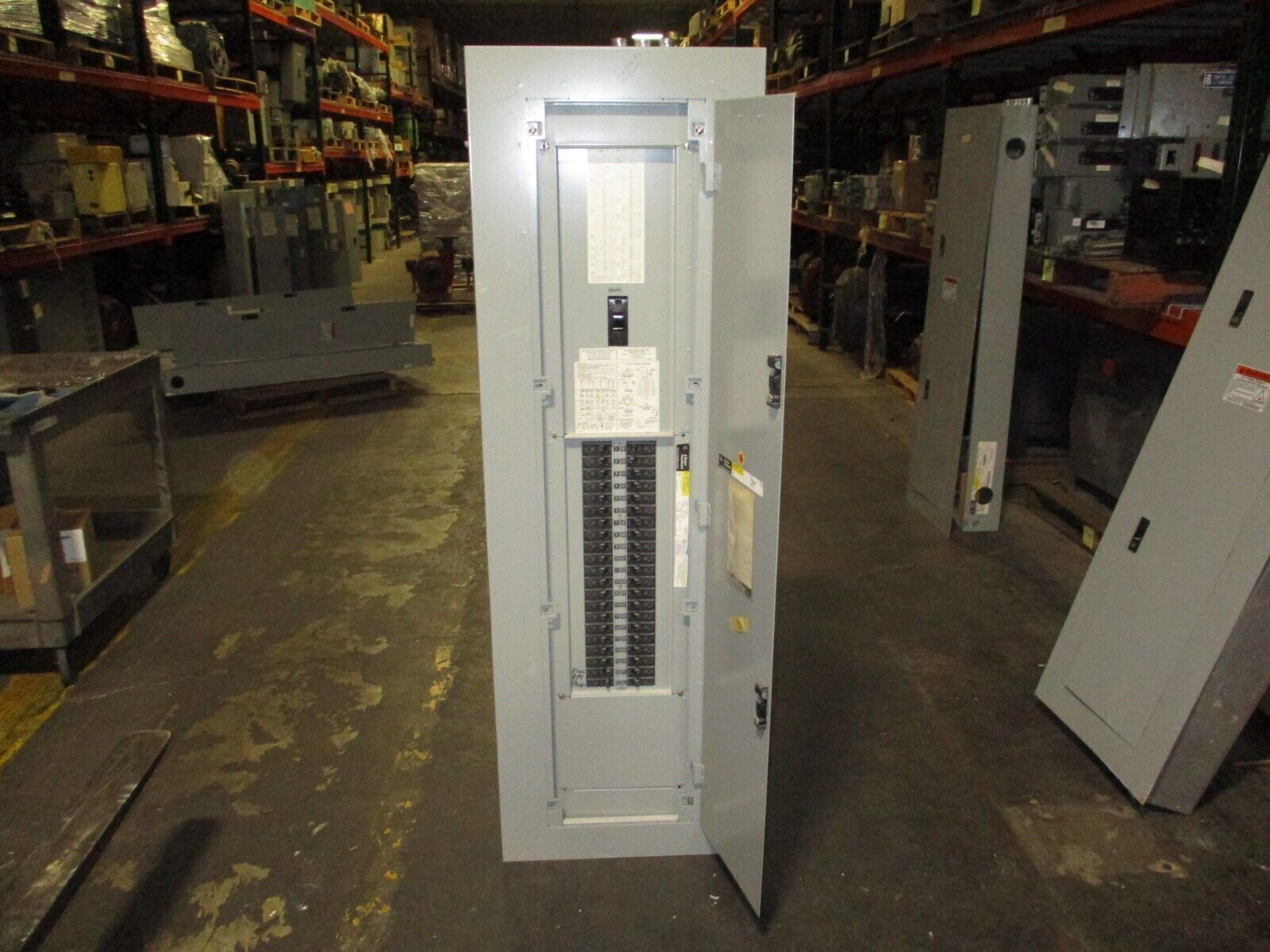 GE Main Breaker Circuit Breaker Panel AQF3422CTX 225A Max, 150A Main 208/120V 4W
