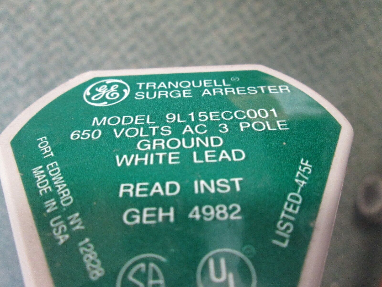 GE Surge Arrester 9L15ECC001 650VAC 3P Used