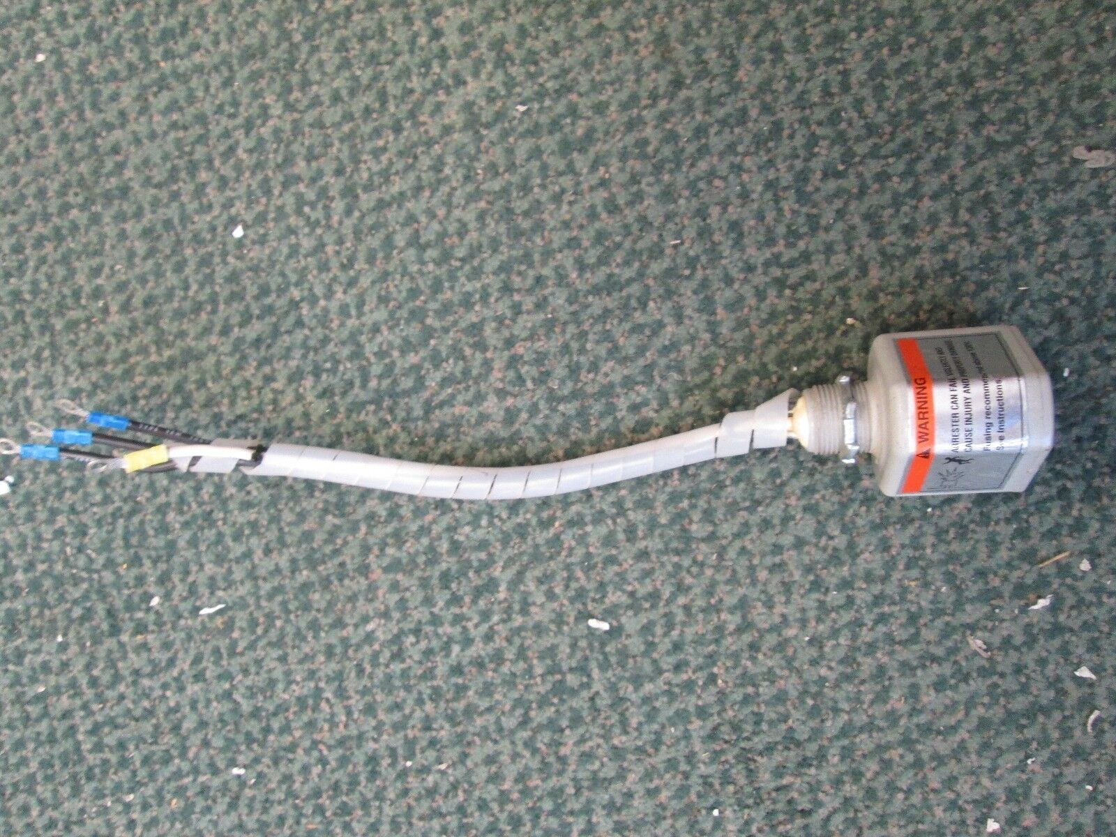 GE Surge Arrester 9L15ECC001 650VAC 3P Used