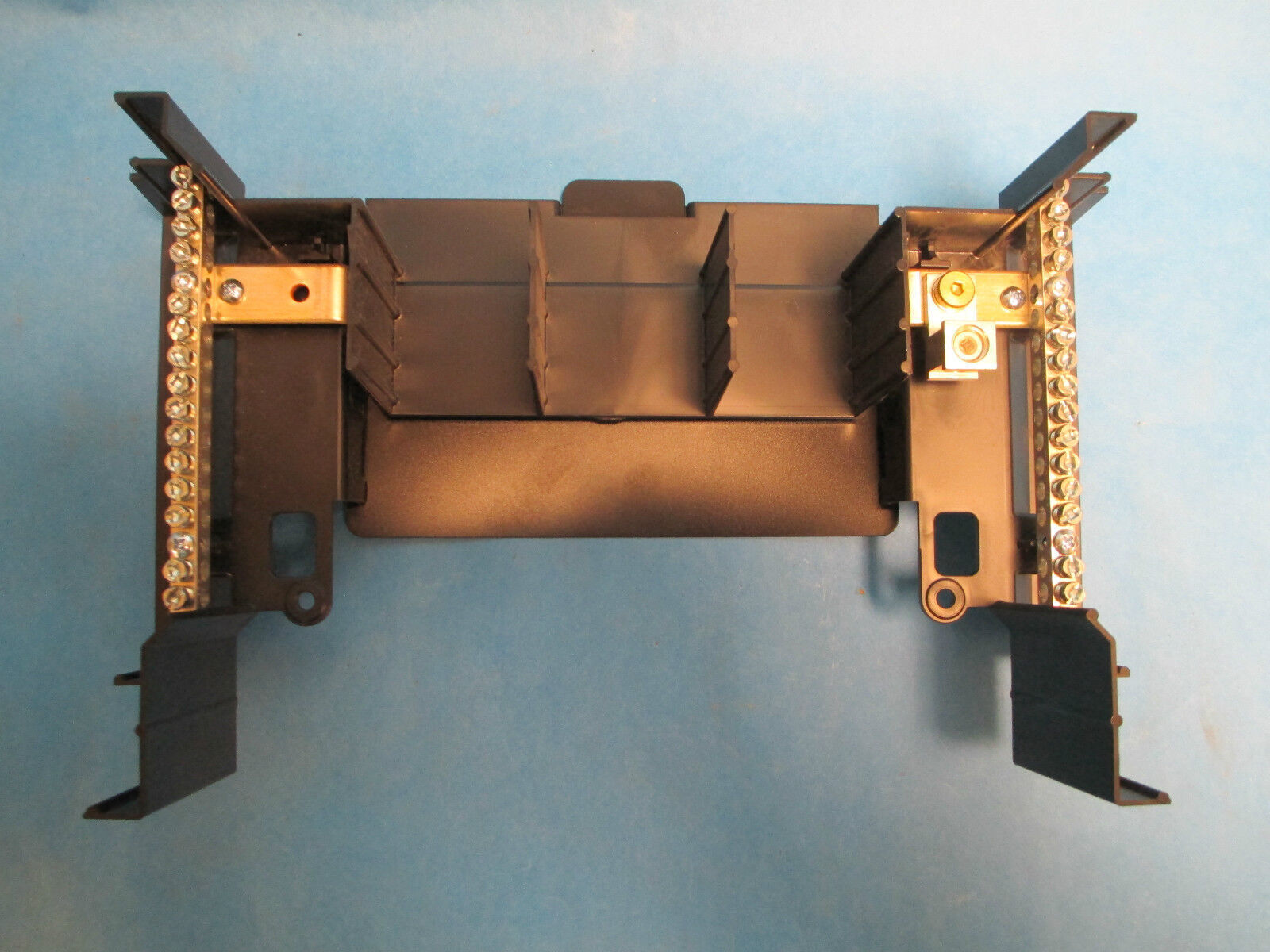Square D NQN1CU Neutral Kit, New Surplus