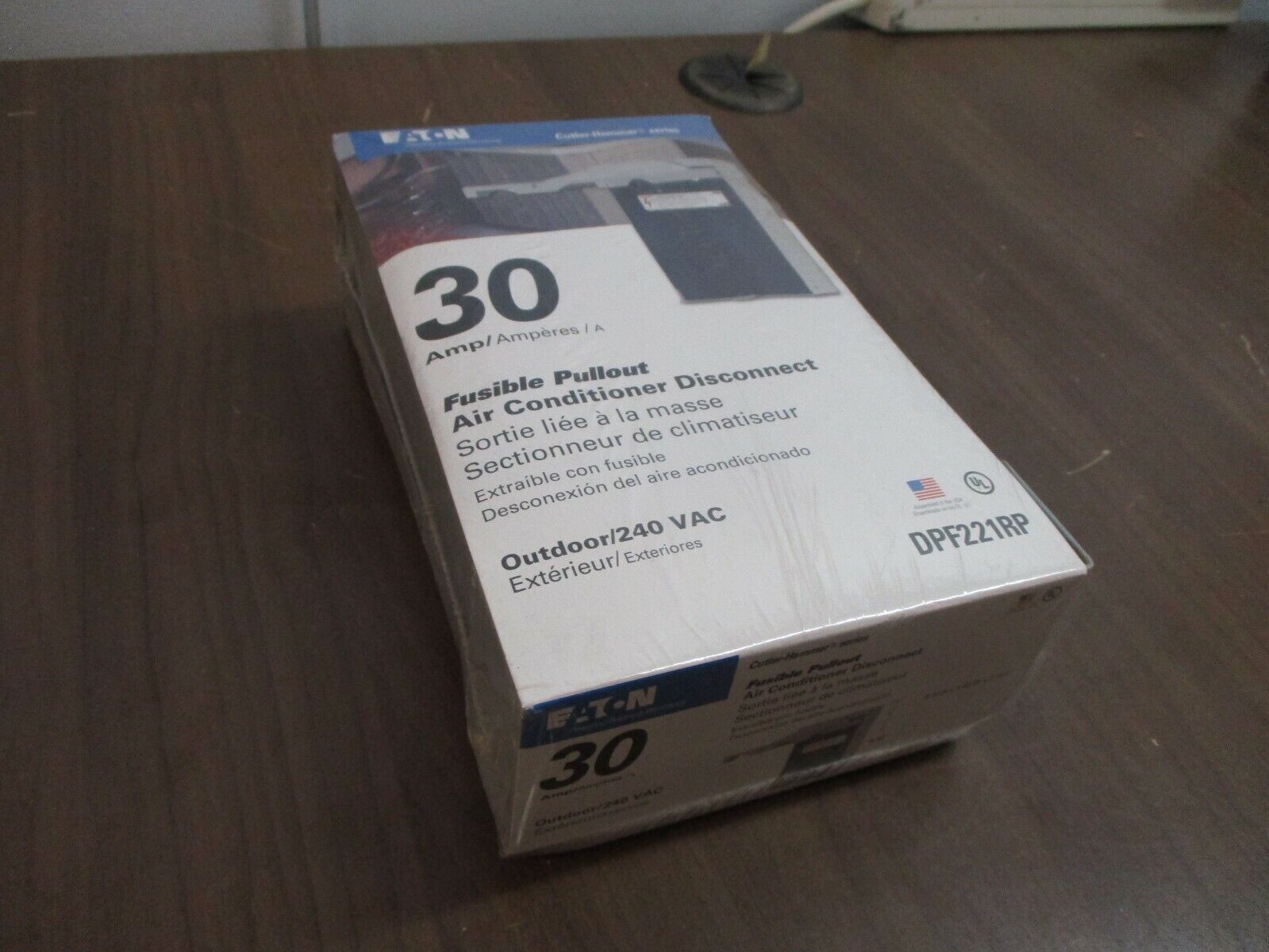 Eaton Cutler-Hammer Fusible Pullout Air Conditioner Disconnect DPF221RP 30A 240V