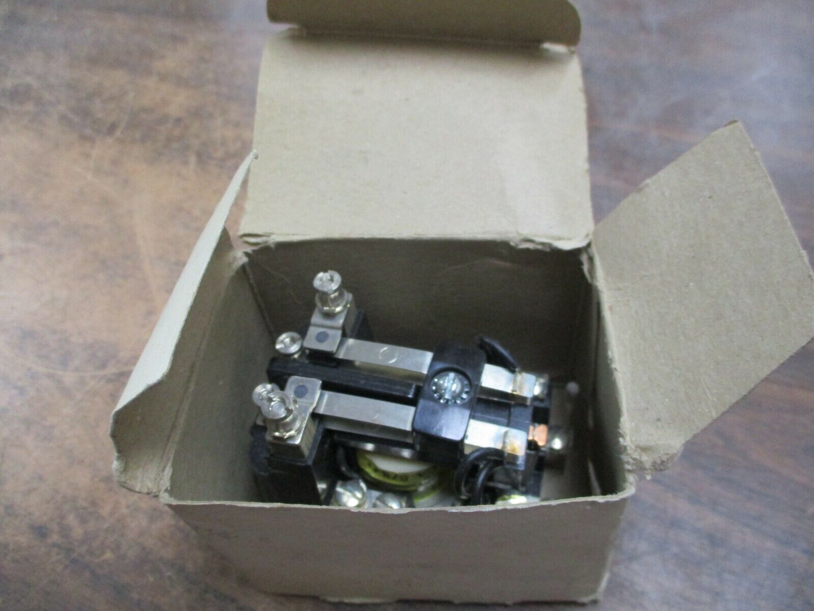 Arrow Hart Type MR Magnetic Relay MR-22-U 20 110V Coil 4P New Surplus