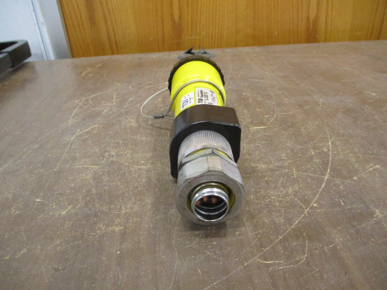 Russellstoll Connector 9C54U2T/C75 50A 250V 3P 4W w/ Cap *Conduit End* Used